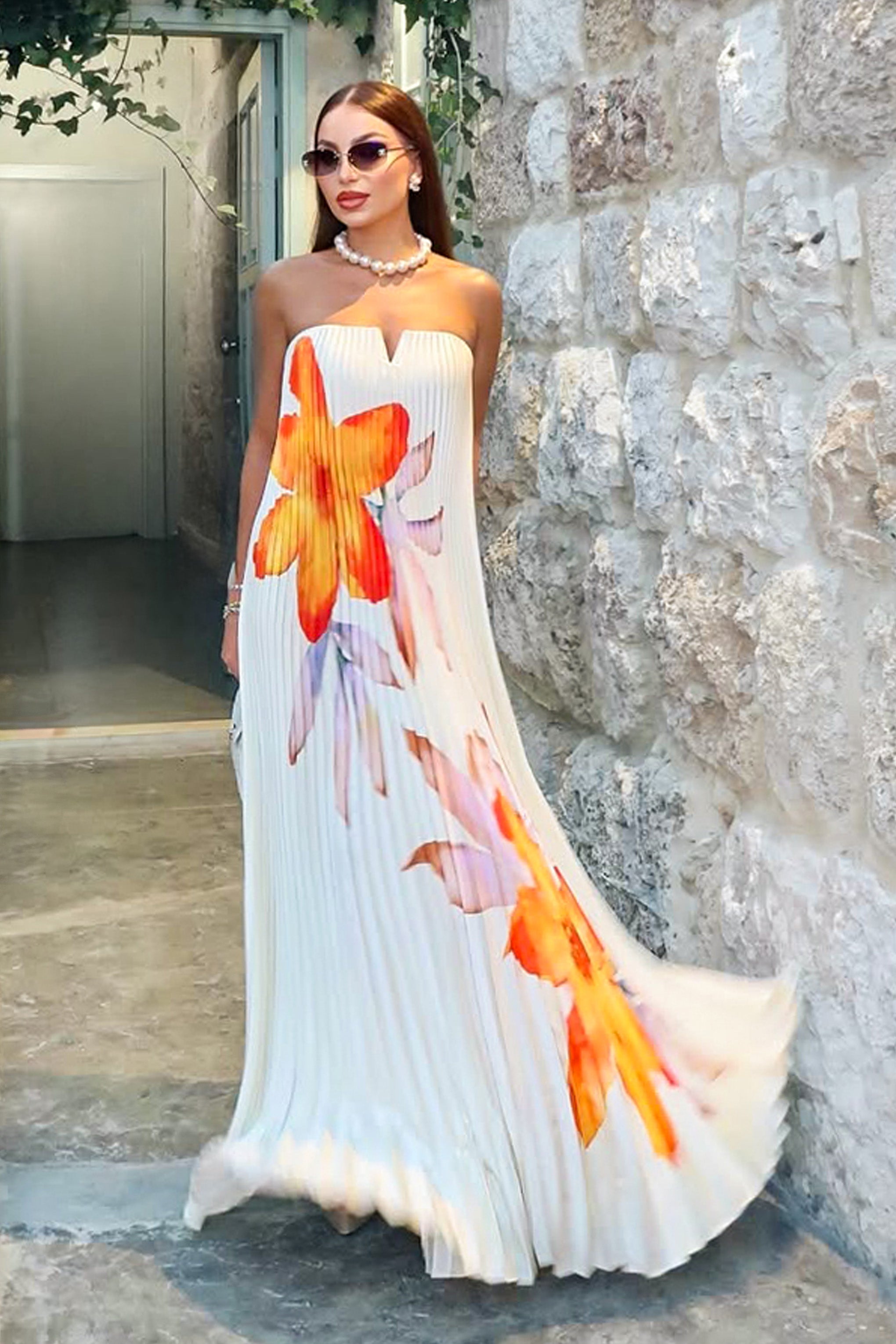 Bergamot | Orange Floral Satin Sweetheart Maxi Dress – Club L London