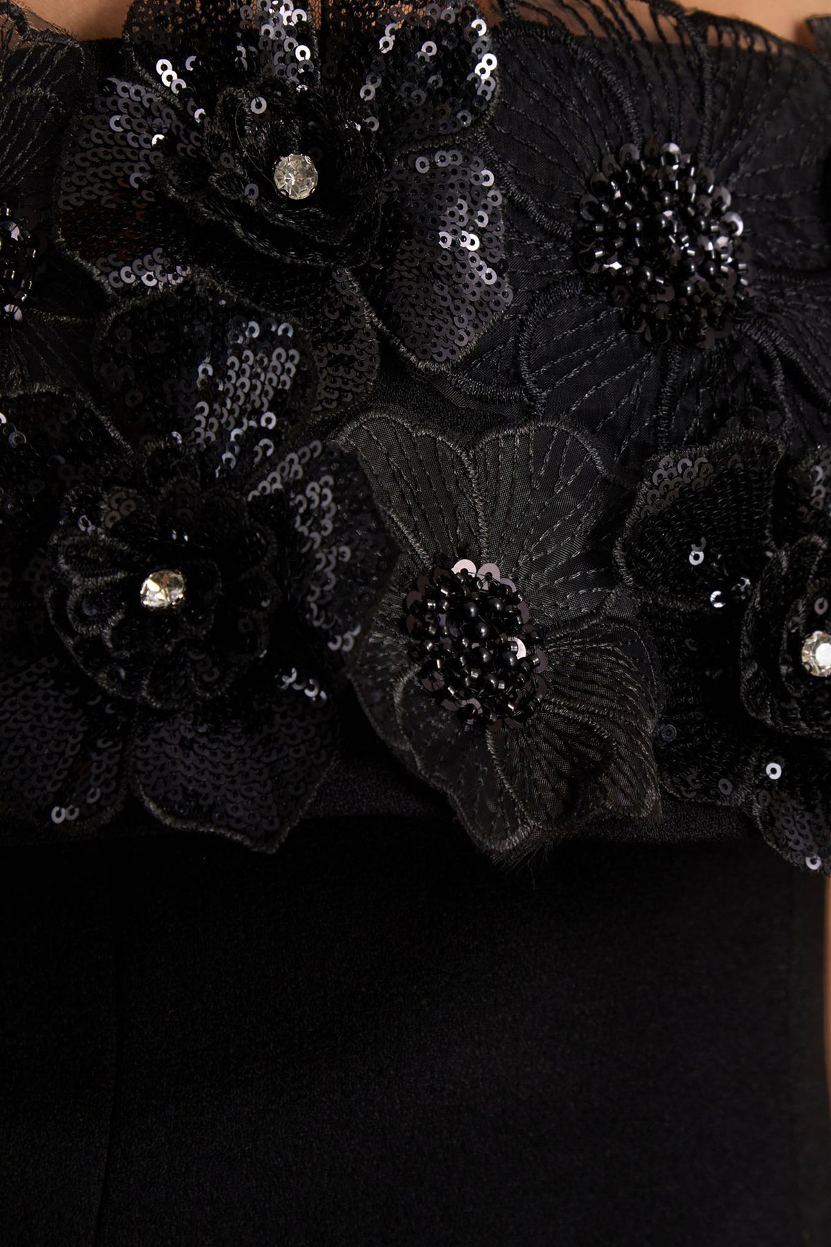 uploaded_image_4_2g0kh