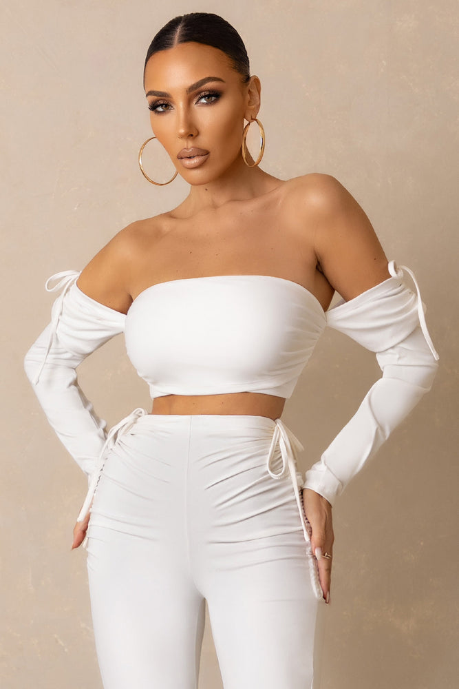 Good Vibes White Bardot Halter Neck Cut Out Crop Top – Club L