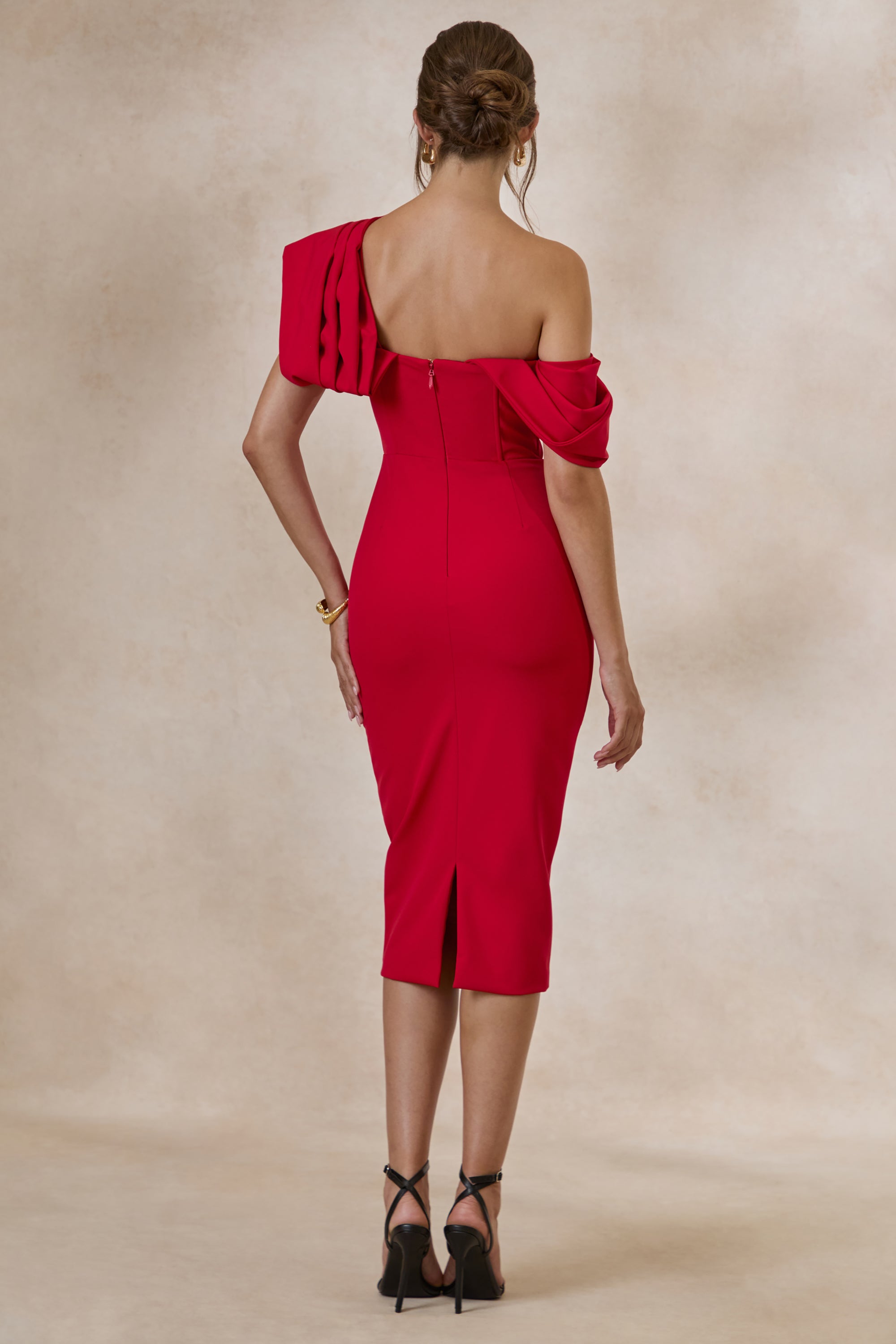 ECM_HR_CL134967100---Adrina-_-Red-Draped-One-Shoulder-Midi-Dress6.jpg