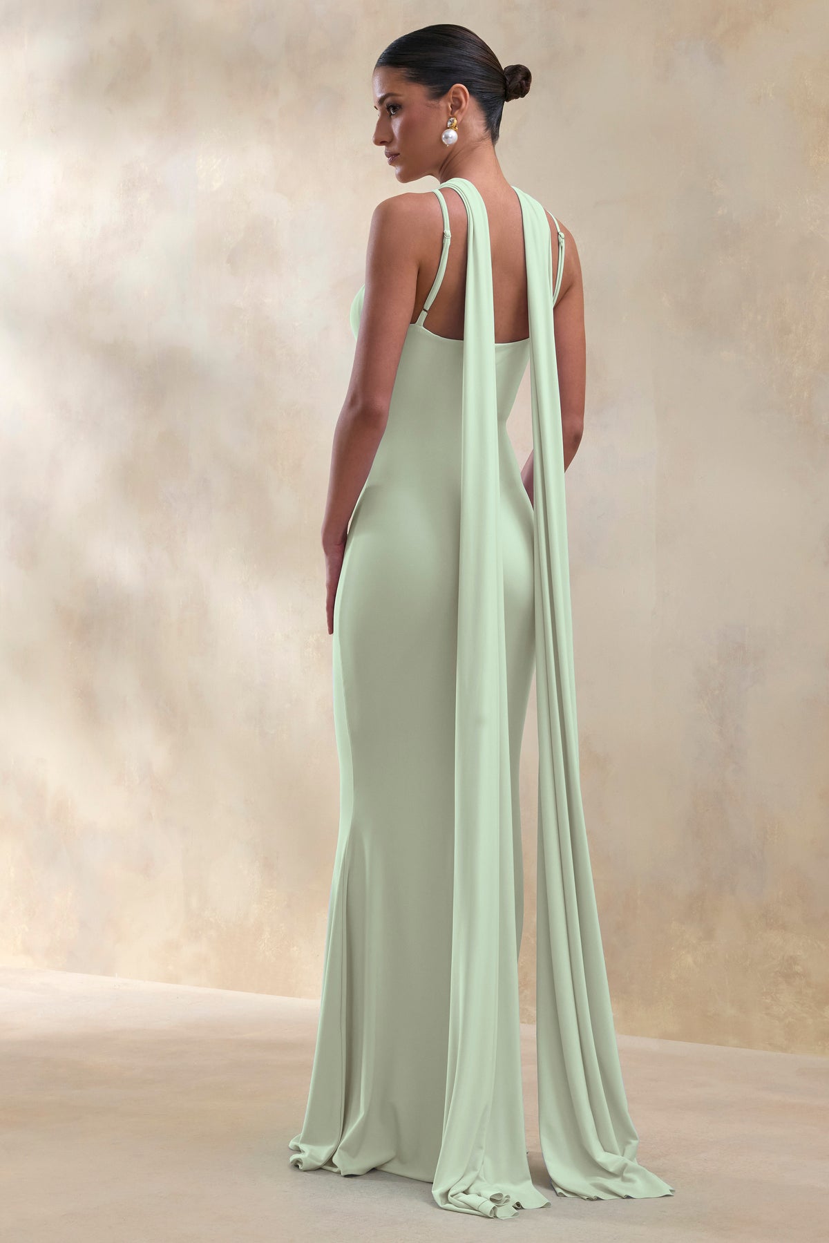 hount maxi dress Rhoda | MINT Twist Halter-Neck Cape Maxi Dress