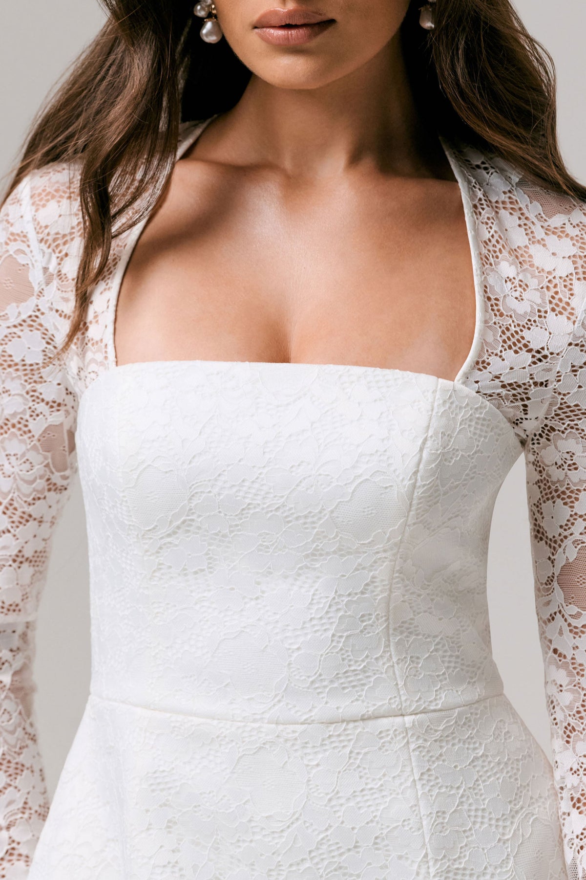 Bijou | White Square-Neck Lace Long-Sleeve Mini Dress - UK 6 White Bijou | White Square-Neck Lace Long-Sleeve Mini Dress - UK 6 White