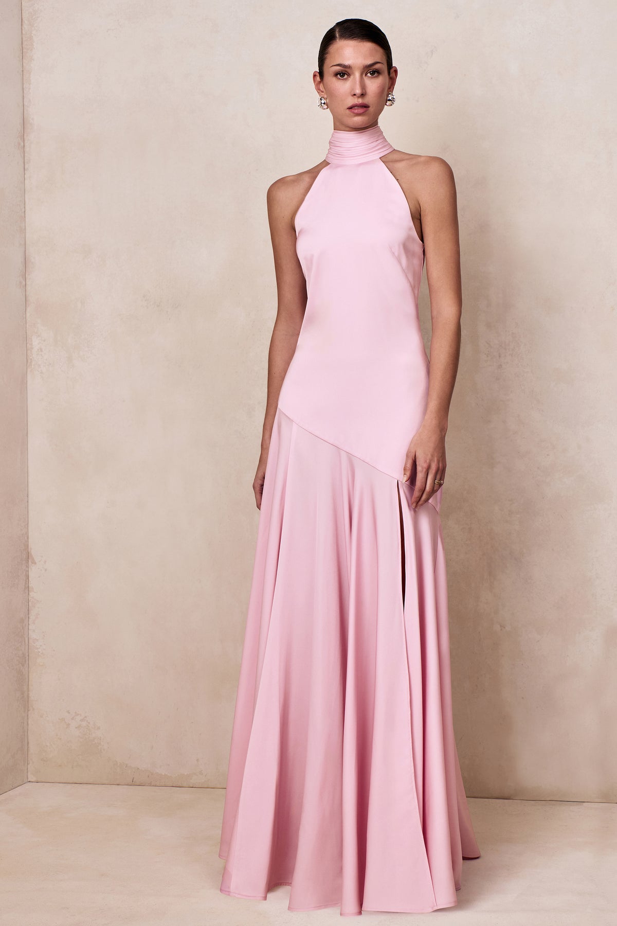 Luscious Light Pink High-Neck Maxi Dress With Drop-Waist And Bow Det Club L London - USA Luscious Light Pink High-Neck Maxi Dress With Drop-Waist And Bow Det Club L London - USA