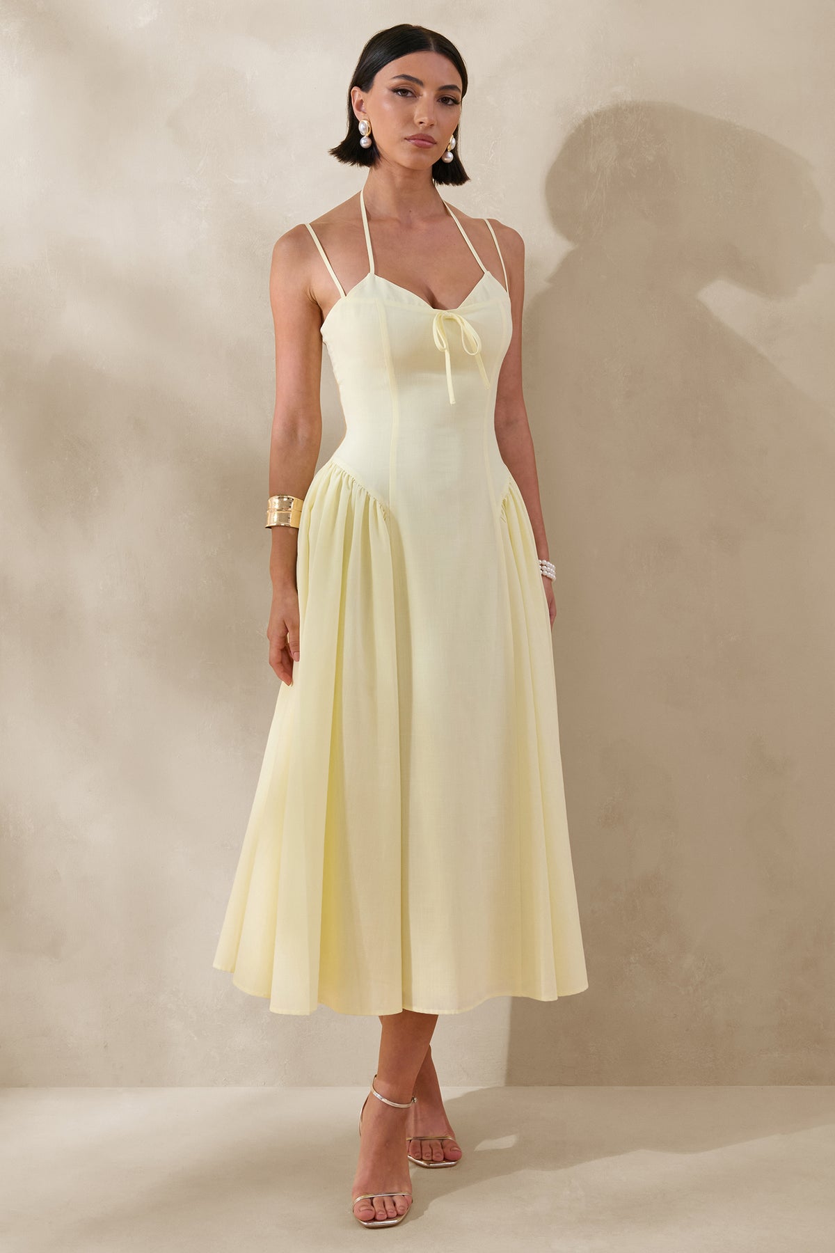 sweetheart neck midi dress Audrey | Lemon Sweetheart-Neck Midi Dress With Ruching Detail