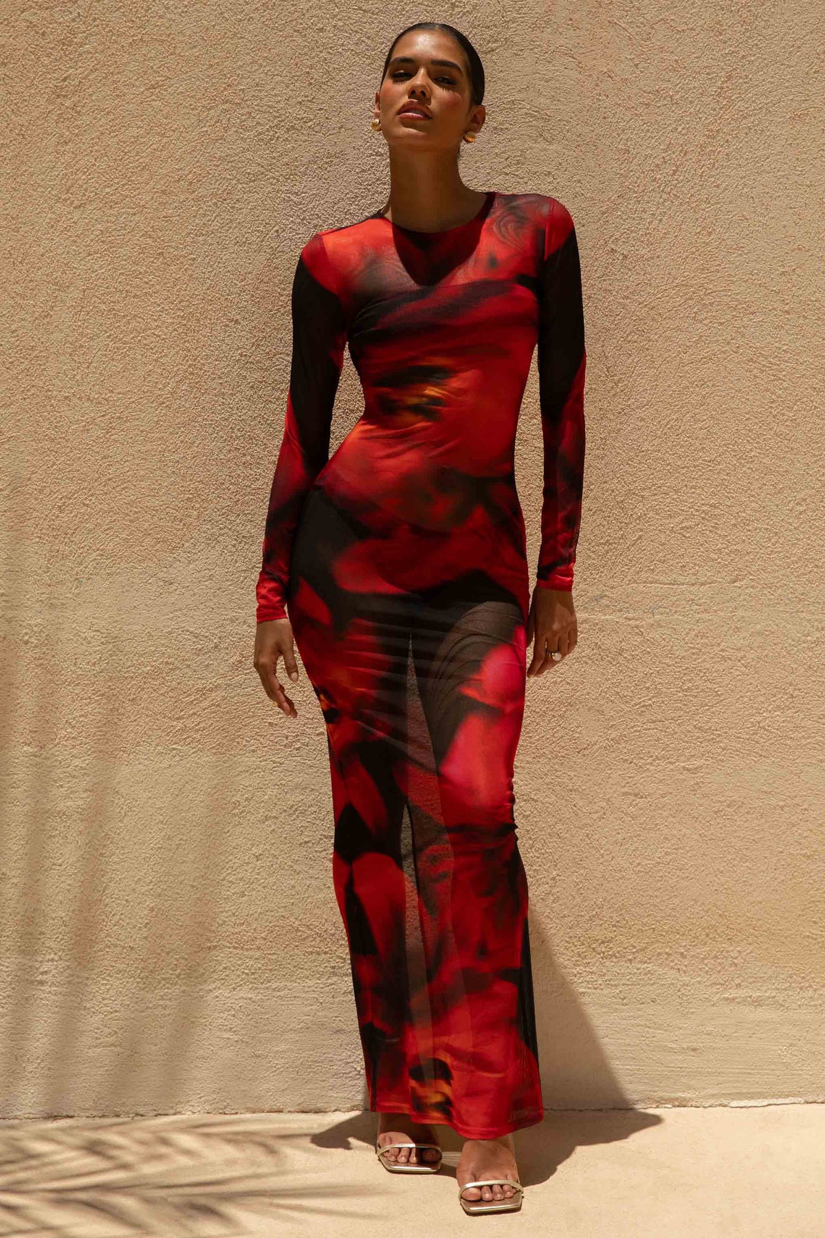 Marcy Red And Black Floral Print High-Neck Maxi Dress Club L London - USA Marcy Red And Black Floral Print High-Neck Maxi Dress Club L London - USA