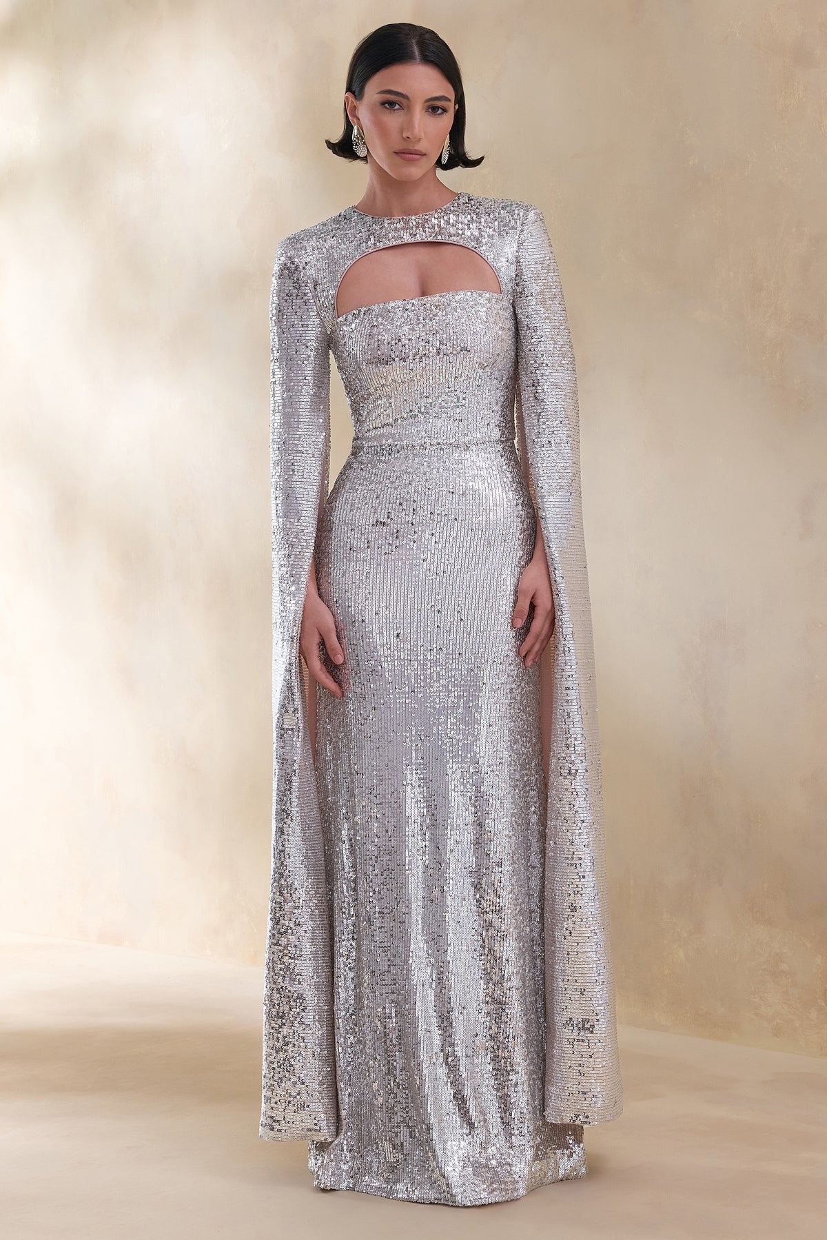 Devora | Silver Sequin Crew-Neck Maxi Dress With Cape Sleeves - UK 12 Silver Devora | Silver Sequin Crew-Neck Maxi Dress With Cape Sleeves - UK 12 Silver