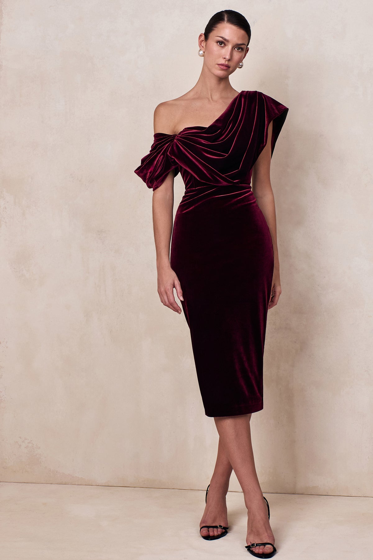 High End | Burgundy Velvet Asymmetric-Neck Midi Dress With Draped Detailing - UK 10 PORT High End | Burgundy Velvet Asymmetric-Neck Midi Dress With Draped Detailing - UK 10 PORT
