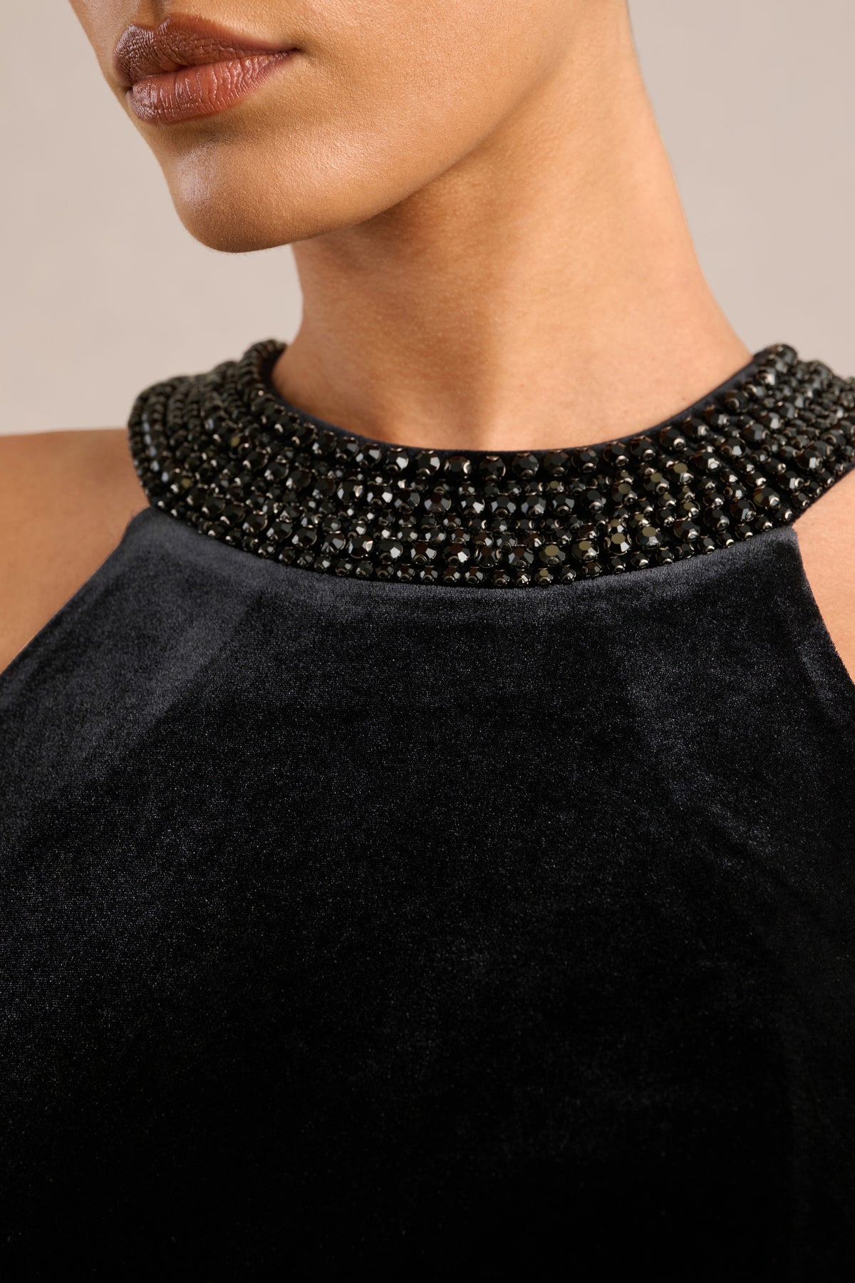 ECM_HR_CL136909002 - Darya _ Black Velvet Embellished High-Neck Maxi Dress4.jpg