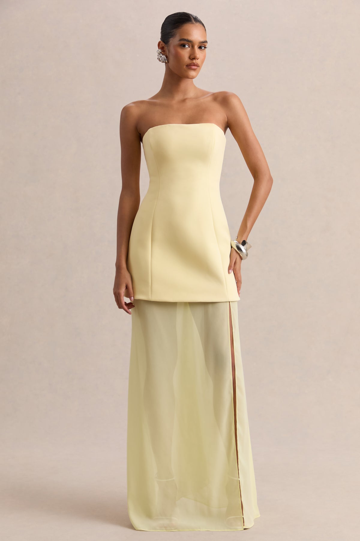 ECM_HR_CL136957121---Chessa-_-Lemon-Boat-Neck-Maxi-Dress-With-Sheer-Cape-04.jpg