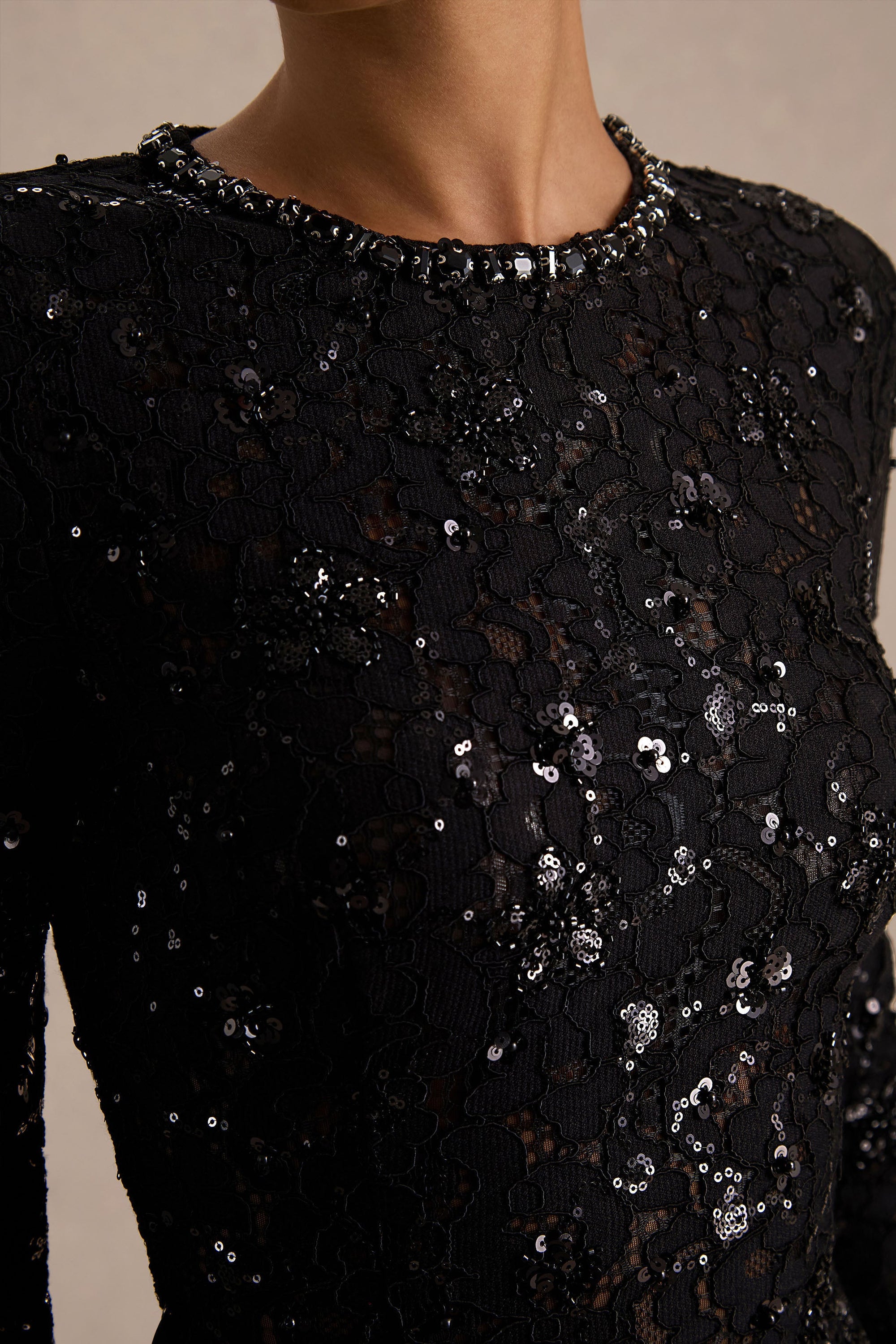 club l lace dress Exelia | Lemon Lace Plunge-Neck Maxi Dress With Long-Sleeves Club L London