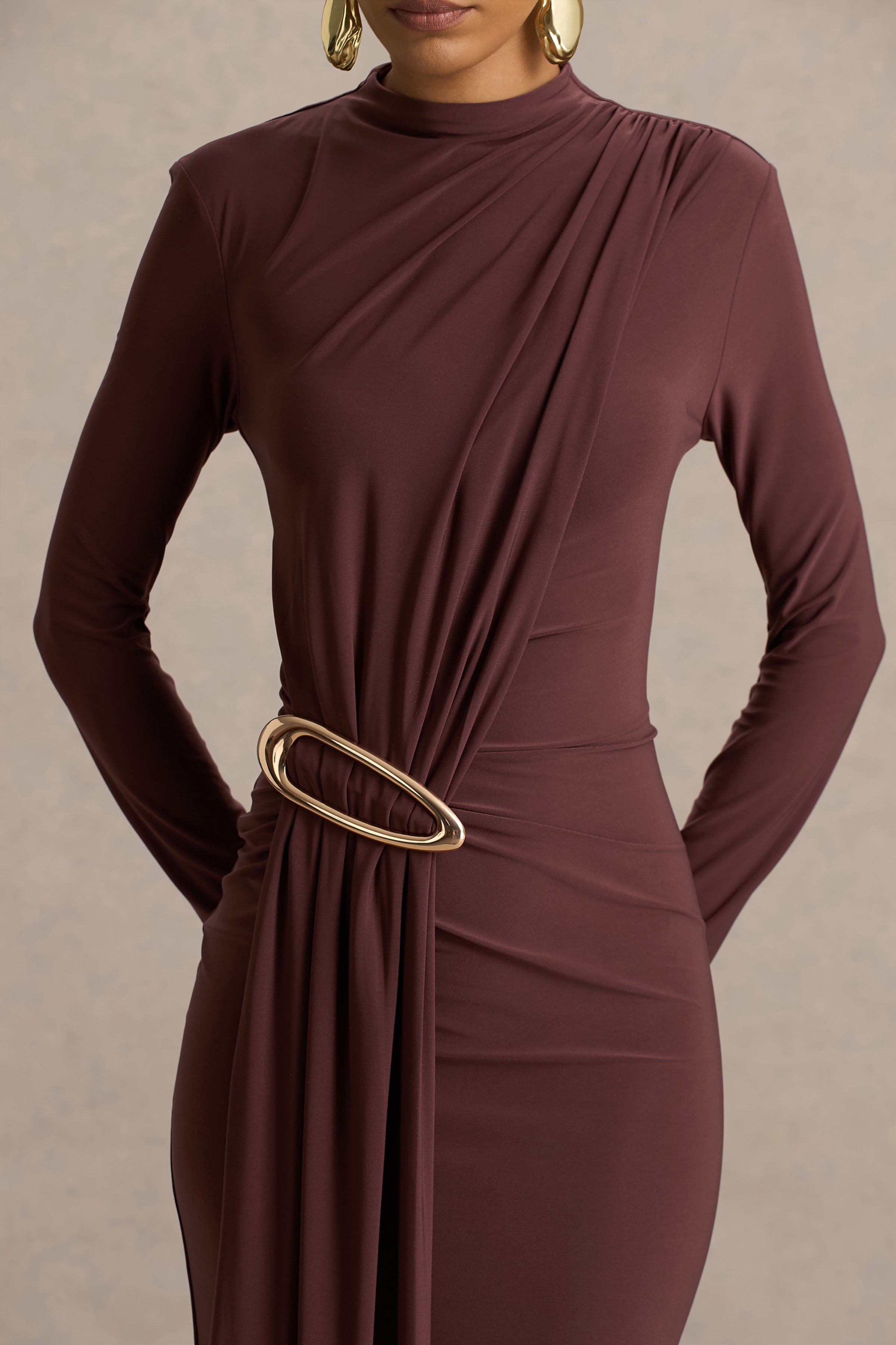 Zadie | Brown High-Neck Maxi Dress With Gathered-Detail – Club L