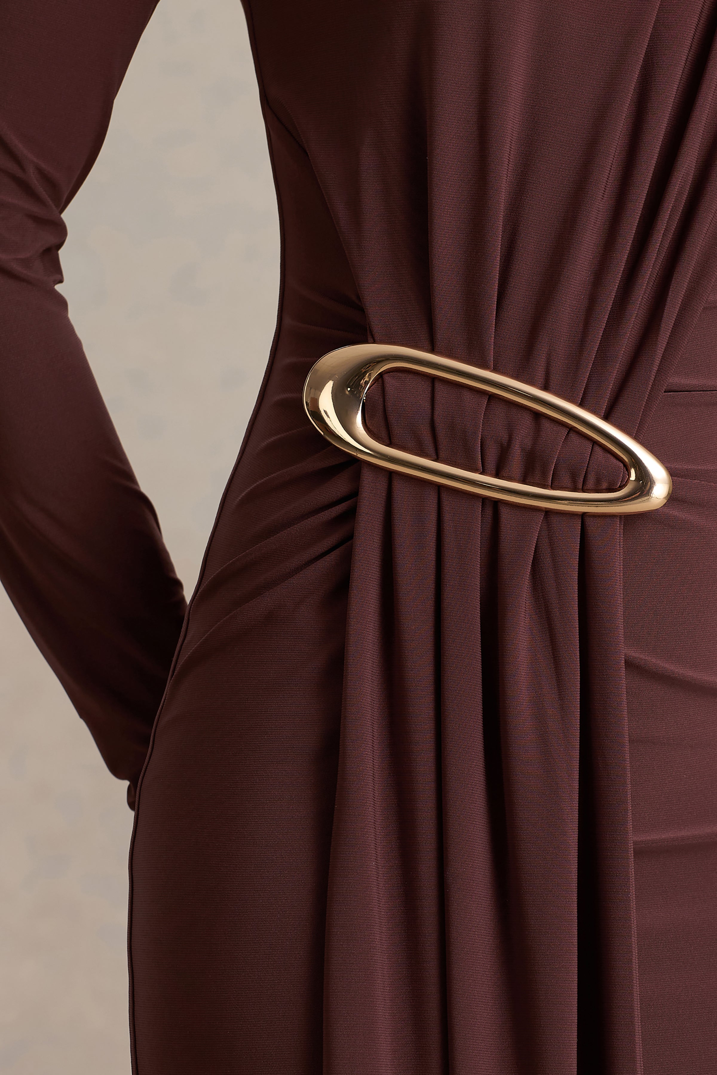 Zadie | Brown High-Neck Maxi Dress With Gathered-Detail – Club L