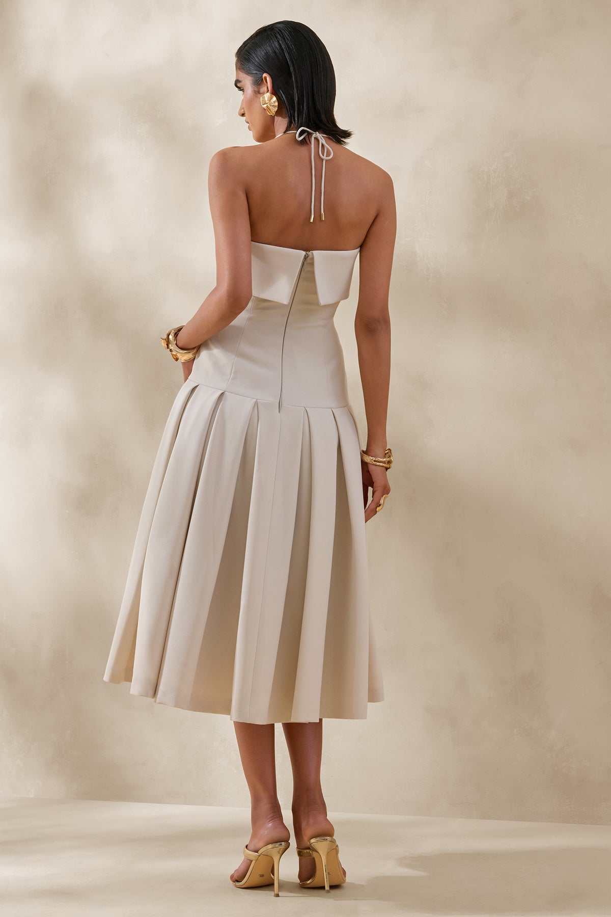 Dazira Cream Square-Neck Midi Dress With Drop-Waist – Club L London