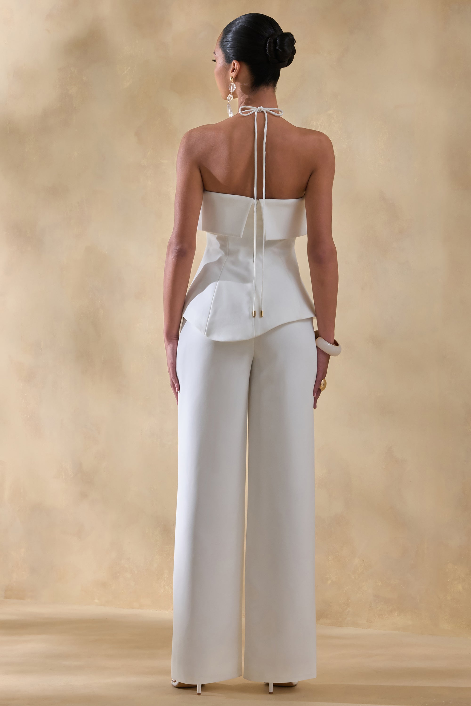 ECM_HR_CL137136110---Zura-_-White-Square-Neck-Jumpsuit-3.jpg