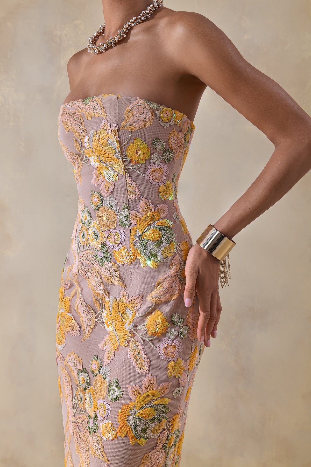 CL13721412106_ECM_HR_CL137214121---Severn-_-Yellow-Embellished-Floral-Bandeau-Maxi-Dress-06_cd186d22-18d1-4d4e-b0de-ebbd77dce0e1