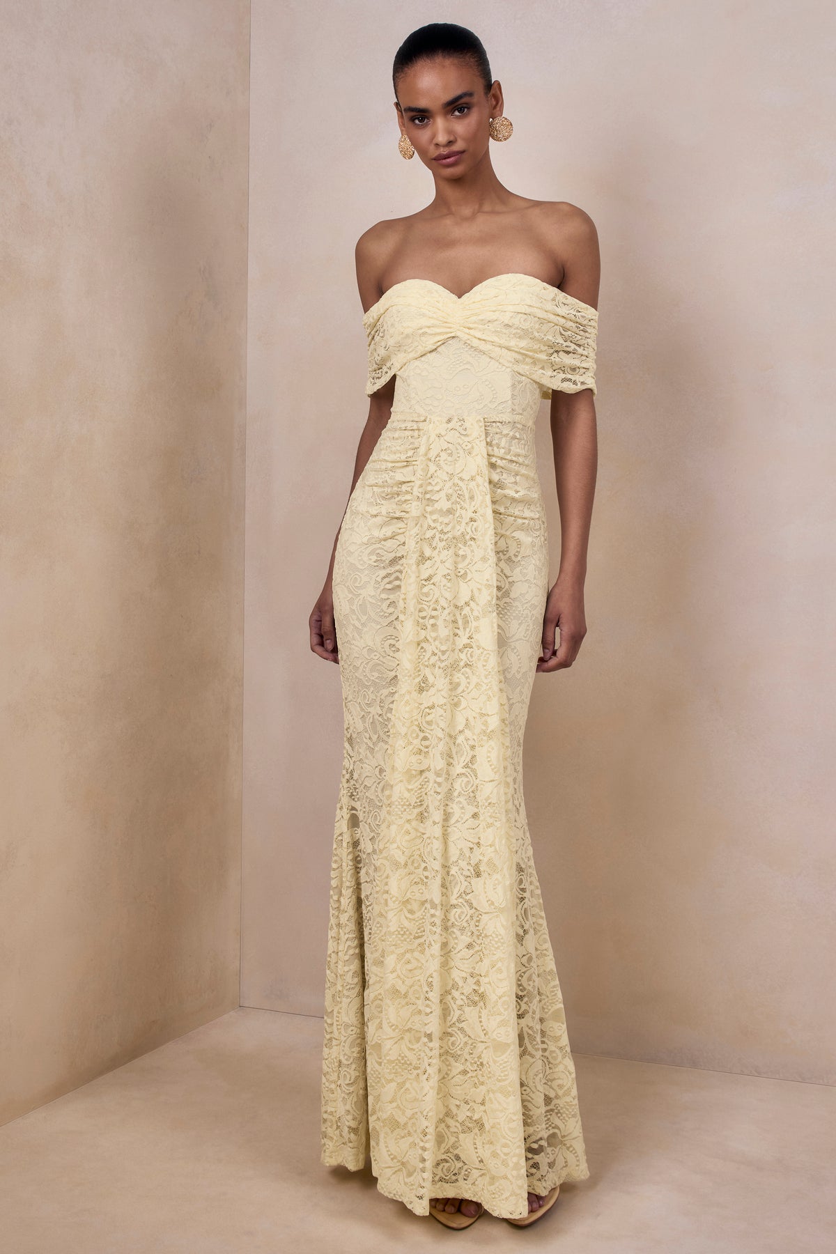 Aries | Lemon Lace Bardot-Neck Maxi Dress With Gathered Detailing - UK 6 Lemon Aries | Lemon Lace Bardot-Neck Maxi Dress With Gathered Detailing - UK 6 Lemon