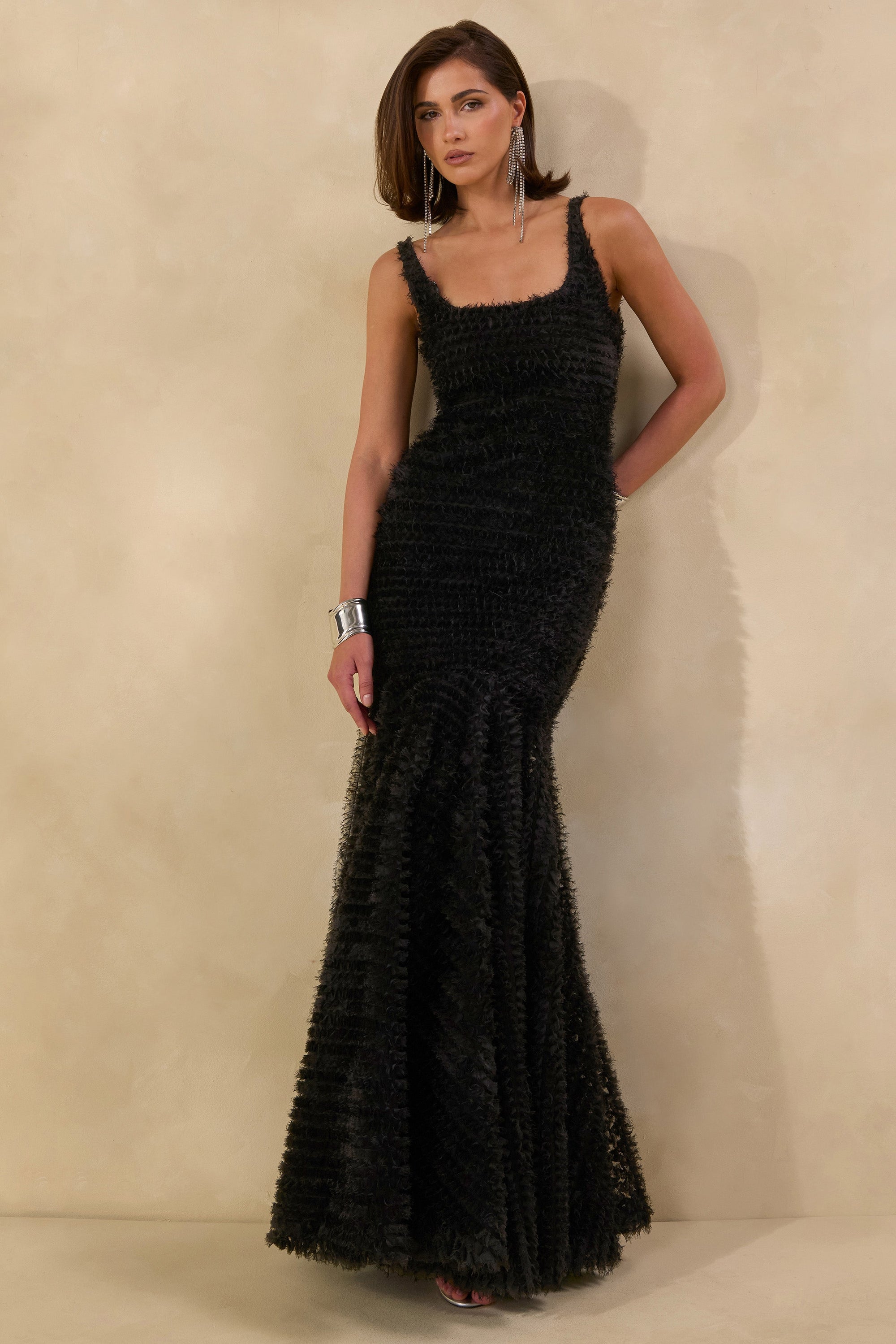 CL13721800106_ECM_HR_CL137218001_-_Sadine___Black_Scoop-Neck_Fishtail_Maxi_Dress_CREATIVE1