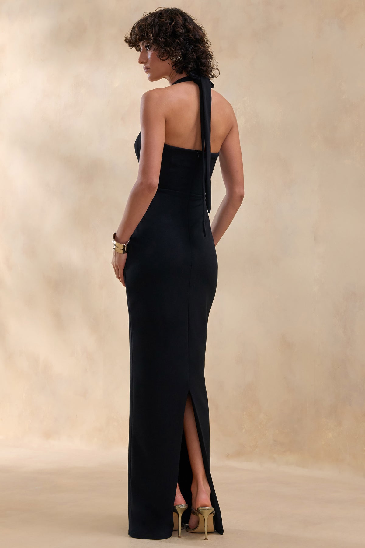 ECM_HR_CL137273001---Robyn-_-Black-Sweetheart-Neck-Maxi-Dress-2.jpg