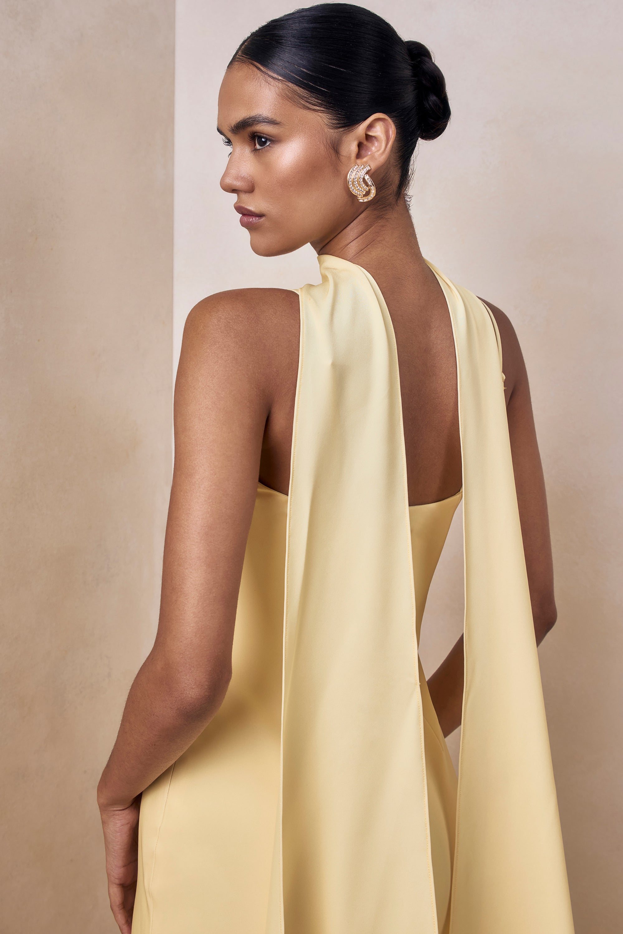 lemon satin maxi dress Carnation Yellow Satin Maxi Dress - US 10