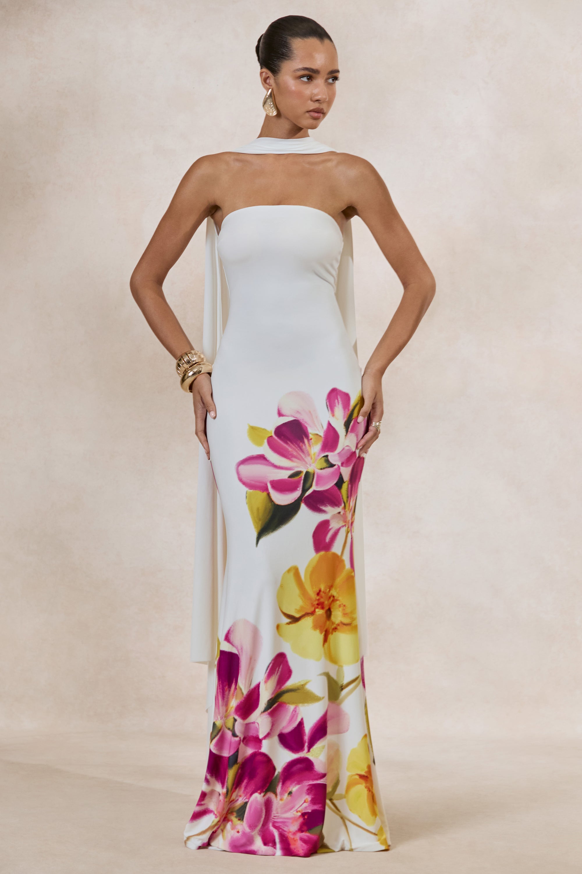 hot pink floral bridesmaid dresses Hot Pink Bridal Bouquets and Bridesmaid Dresses