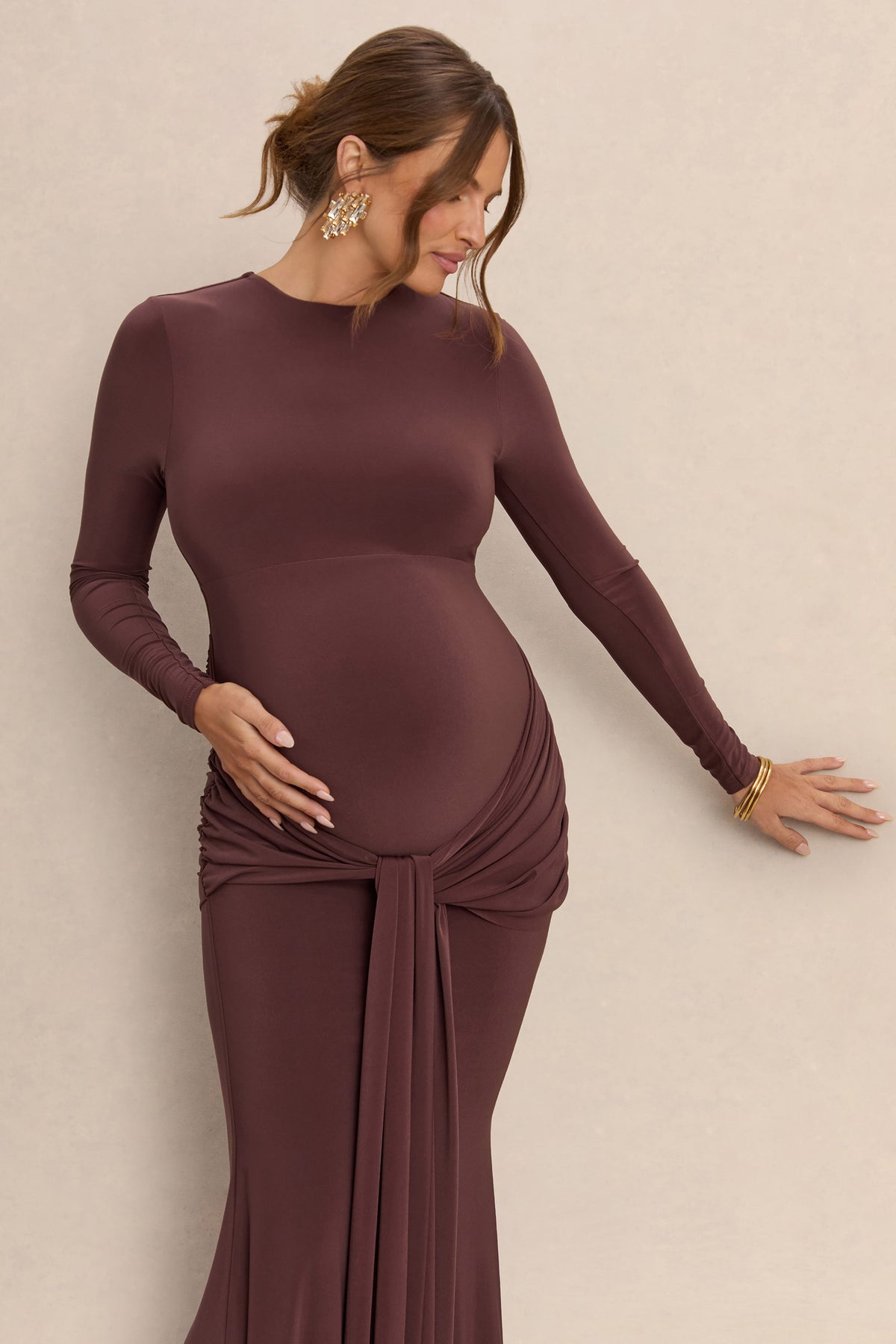 Aveny | Brown Crew-Neck Maternity Maxi Dress With Ruched-Detailing And Sash - UK 12 Brown Aveny | Brown Crew-Neck Maternity Maxi Dress With Ruched-Detailing And Sash - UK 12 Brown
