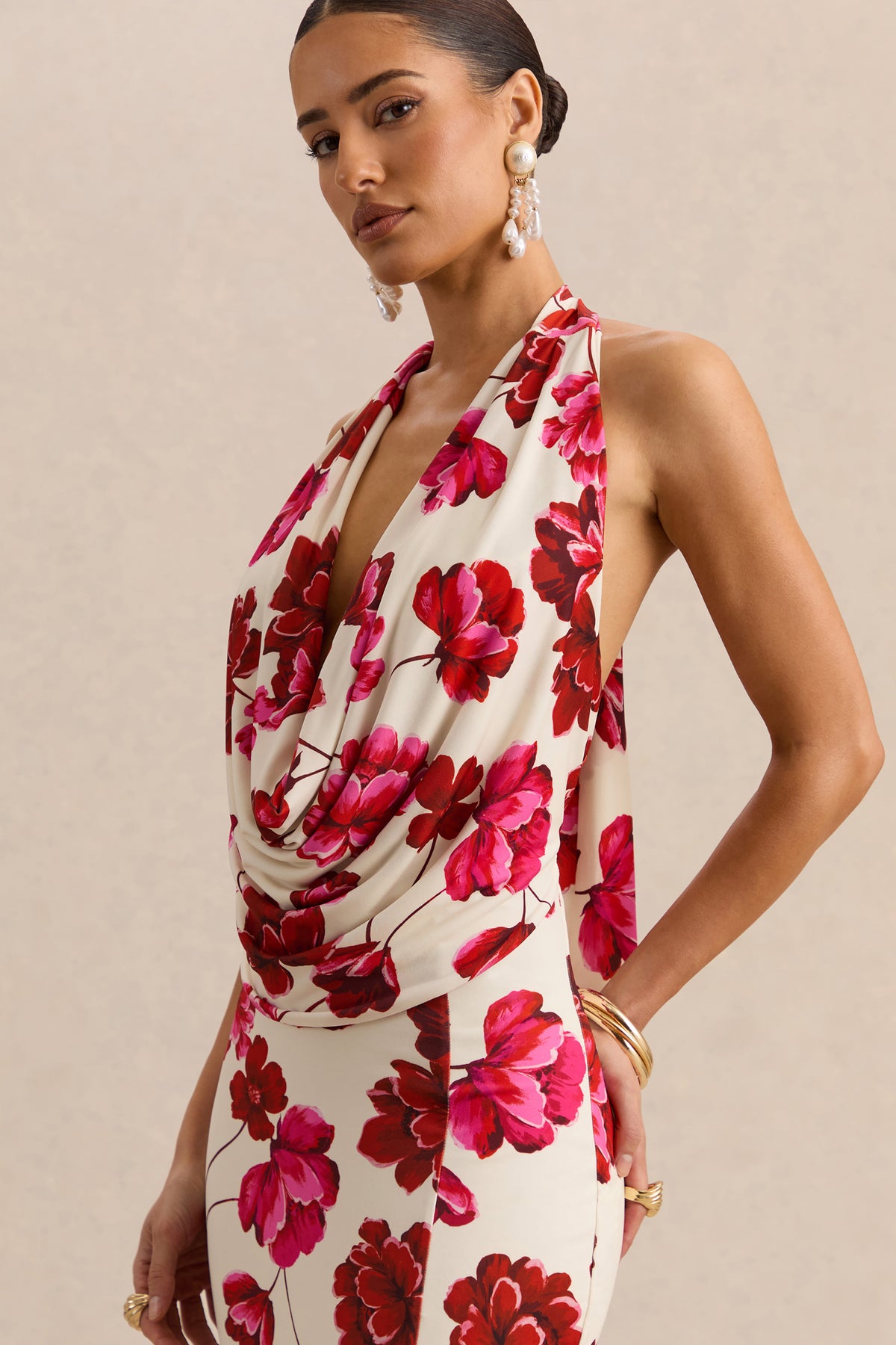 floral plunge maxi dress PrettyLittleThing Women's Plunge Frill Maxi Dress in Blue