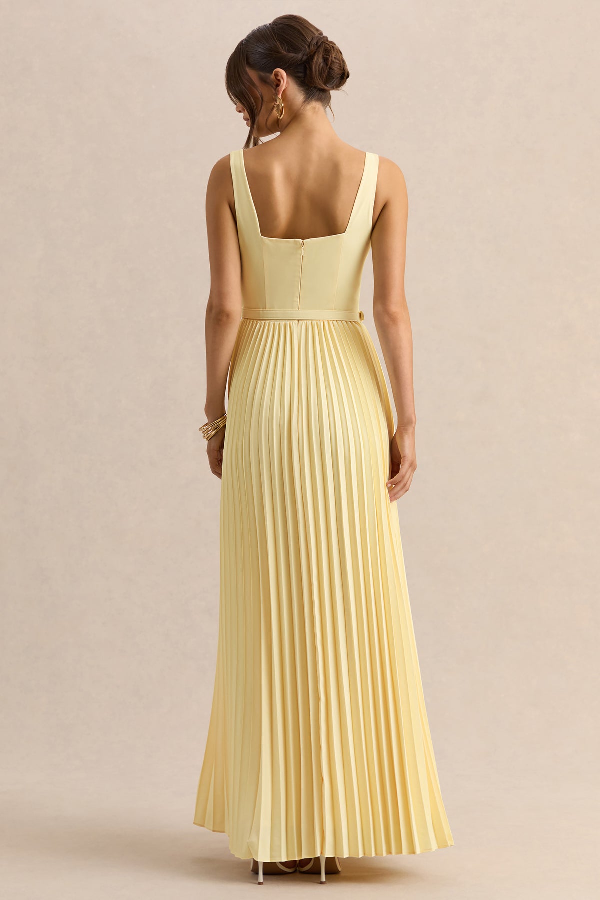 Danika Lemon Square-Neck Belted Maxi Dress With Pleated Skirt – Club L London Danika Lemon Square-Neck Belted Maxi Dress With Pleated Skirt – Club L London