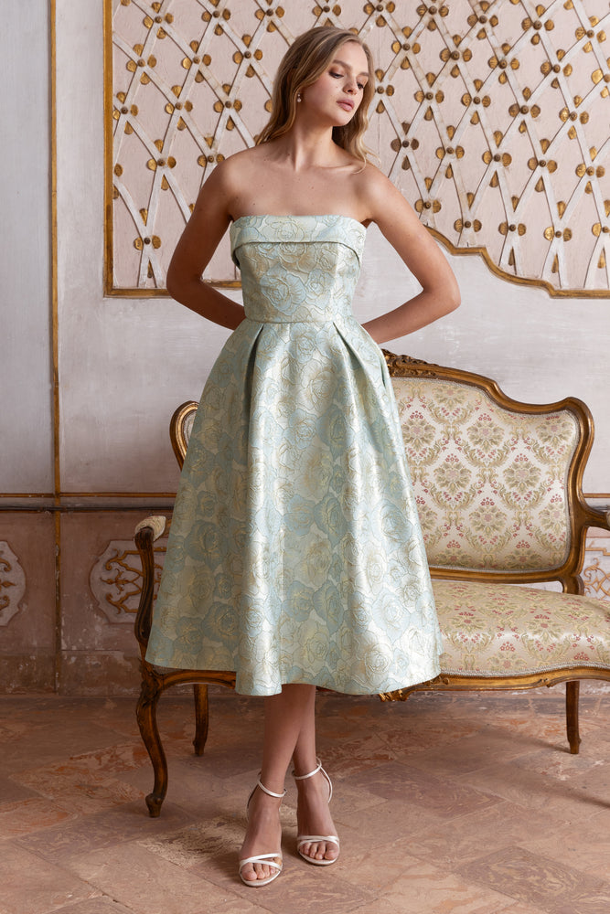 Tori Powder Blue Jacquard Bandeau Skater Midi Dress – Club L
