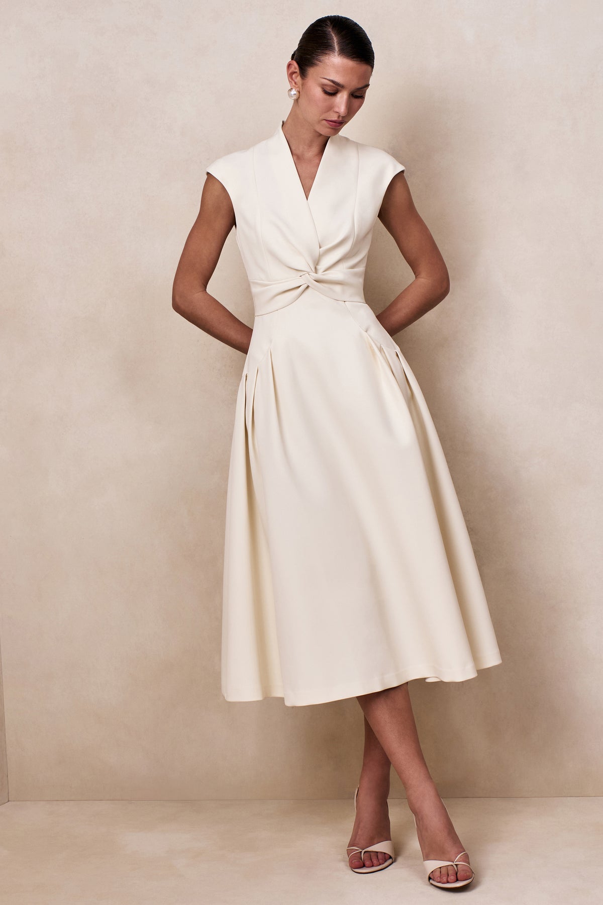 Kylen | Cream V-Neck Midi Dress - UK 14 White Kylen | Cream V-Neck Midi Dress - UK 14 White