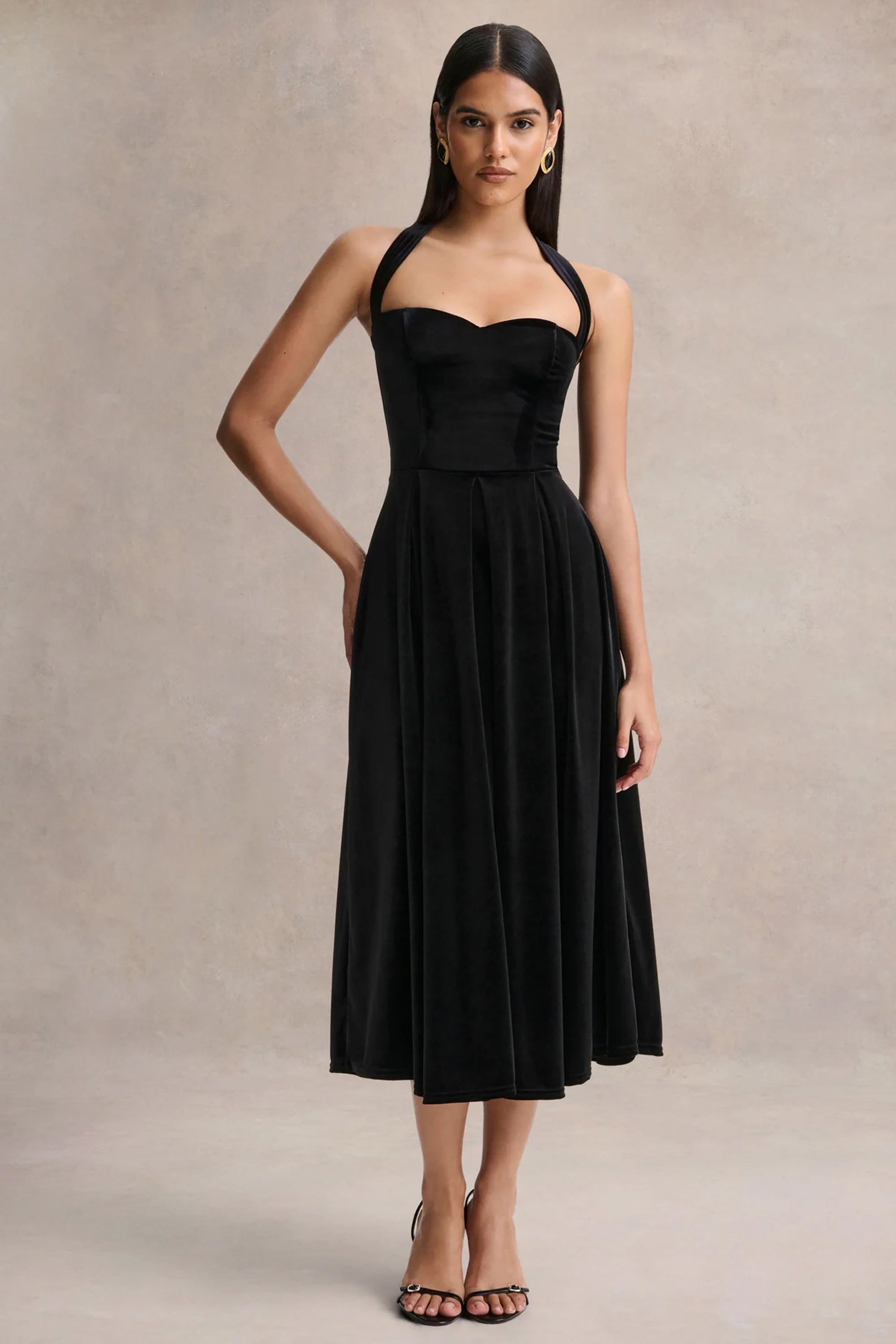 Esmeray | Black Velvet Sweetheart-Neck Midi Dress