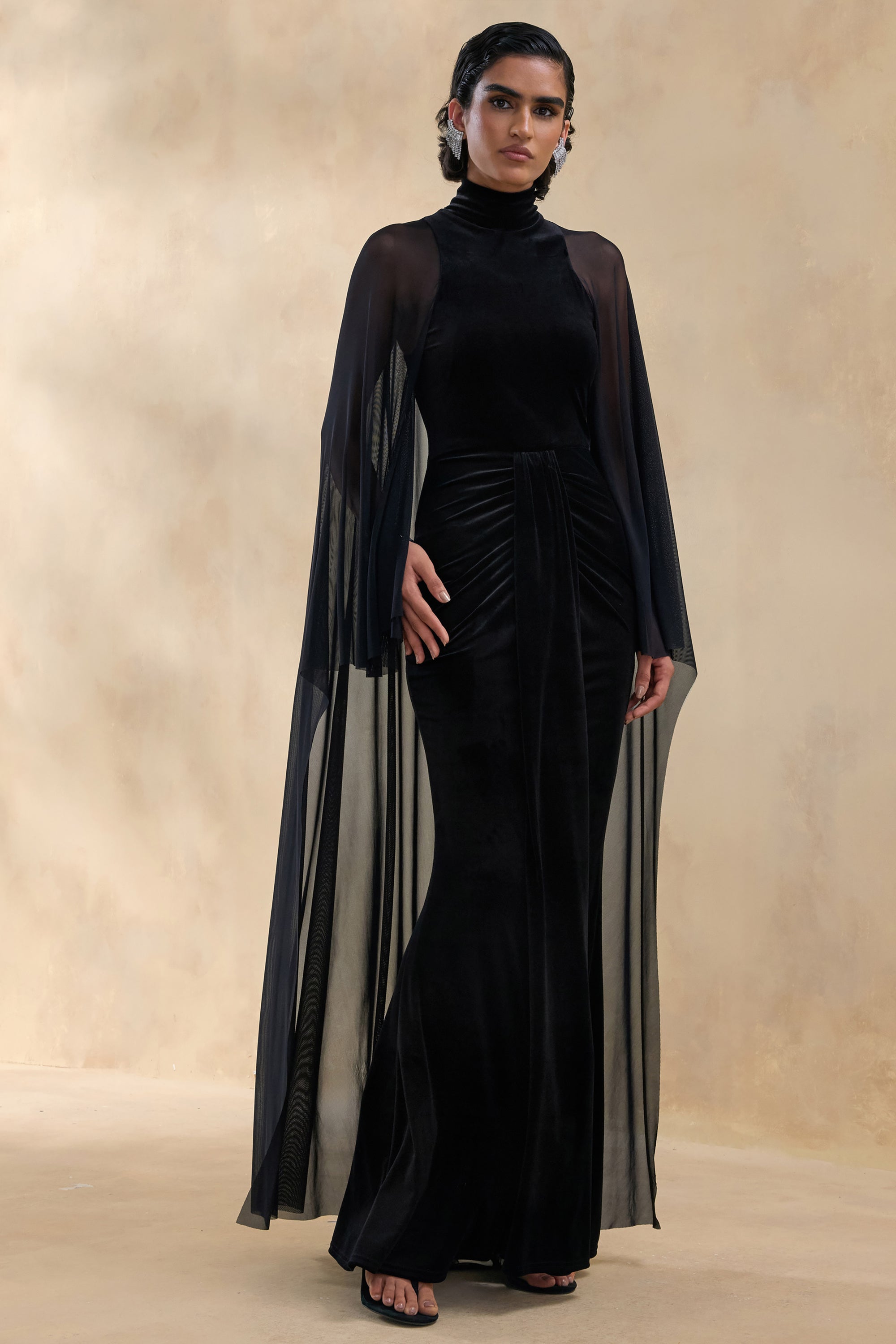 Adoring | Black Velvet High-Neck Maxi Dress With Cape – Club L London