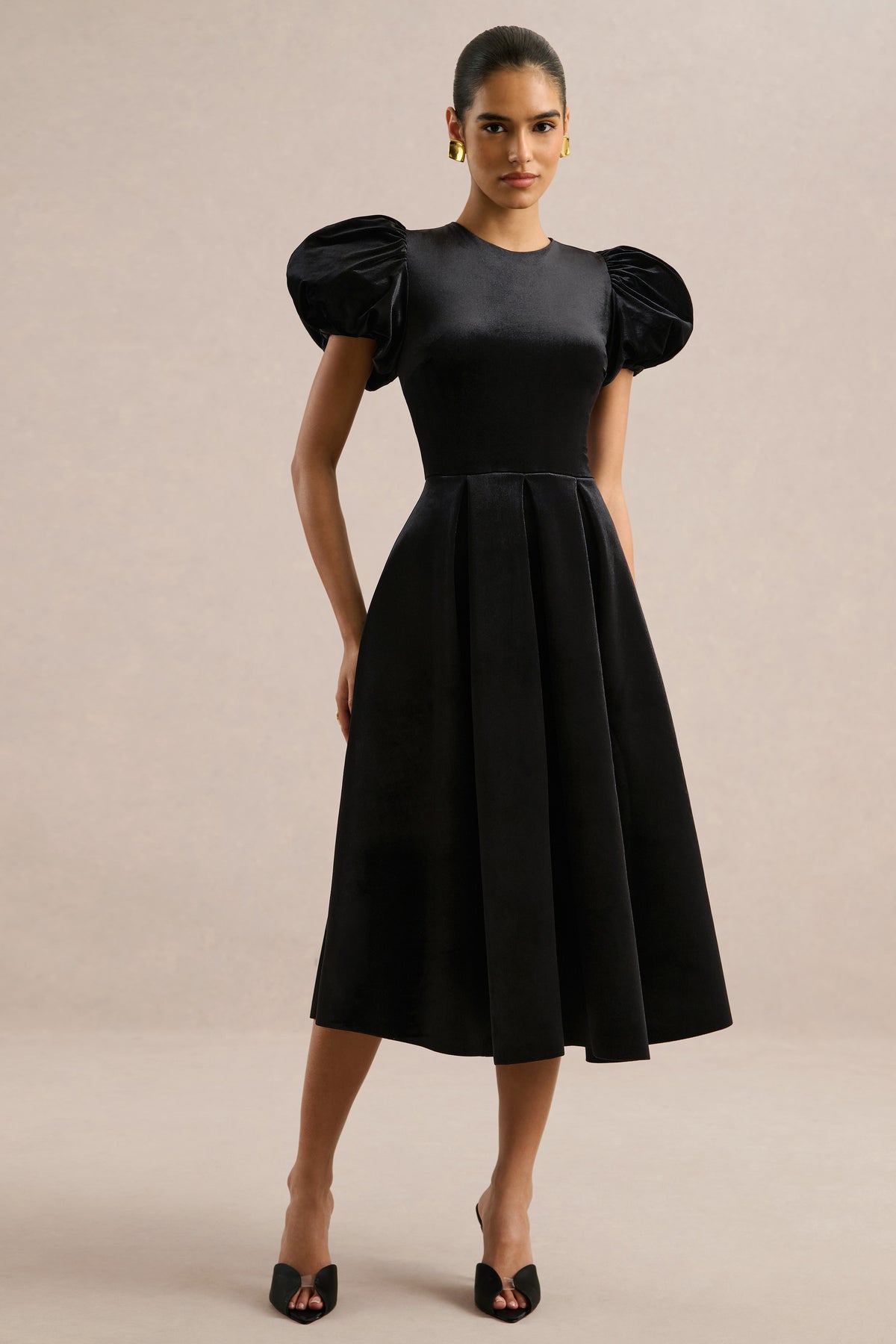 ECM_HR_CL137565001 - Seraphic _ Black Velvet Puff-Sleeve Midi Dress0.jpg