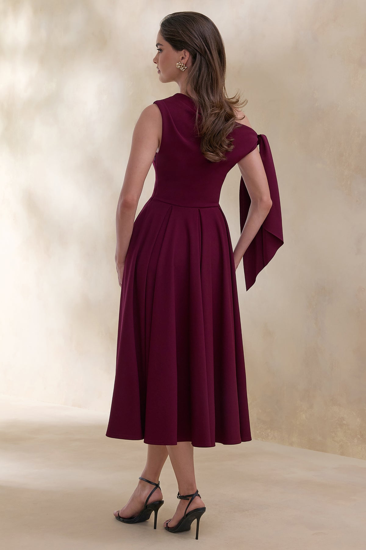 ECM_HR_CL137614102-Daring-_-Burgundy-Asymmetric-Neck-Midi-Dress-With-Knot-Detail-4_1.jpg