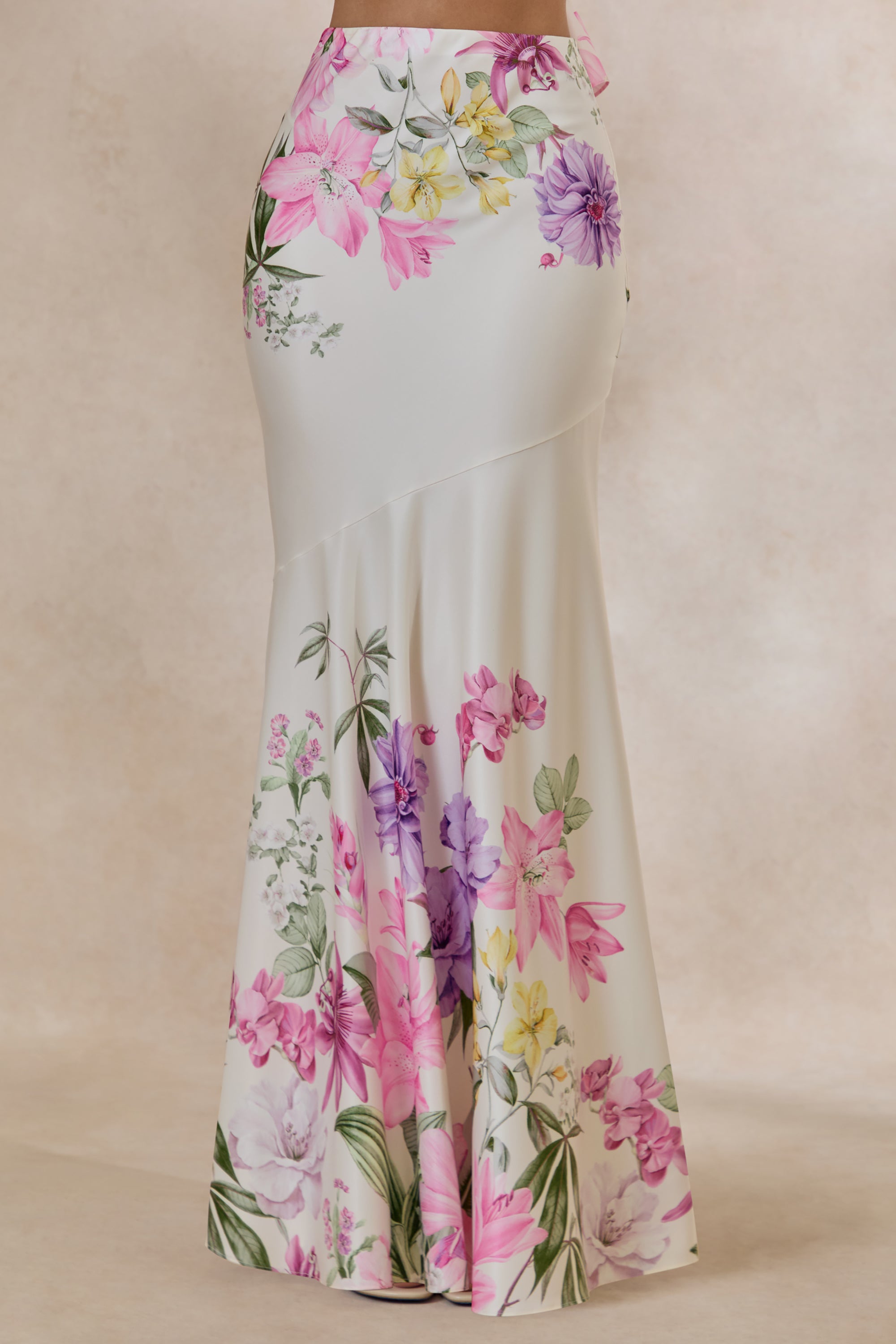 ECM_HR_CL137649084---Vayla-_-Pink-Floral-Print-Matte-Satin-Asymmetric-Drop-Waist-Maxi-Skirt-+-CL137321084---Sancelle-_-Pink-Border-Floral-Print-Matte-Satin-Halter-Neck-Top-6.jpg