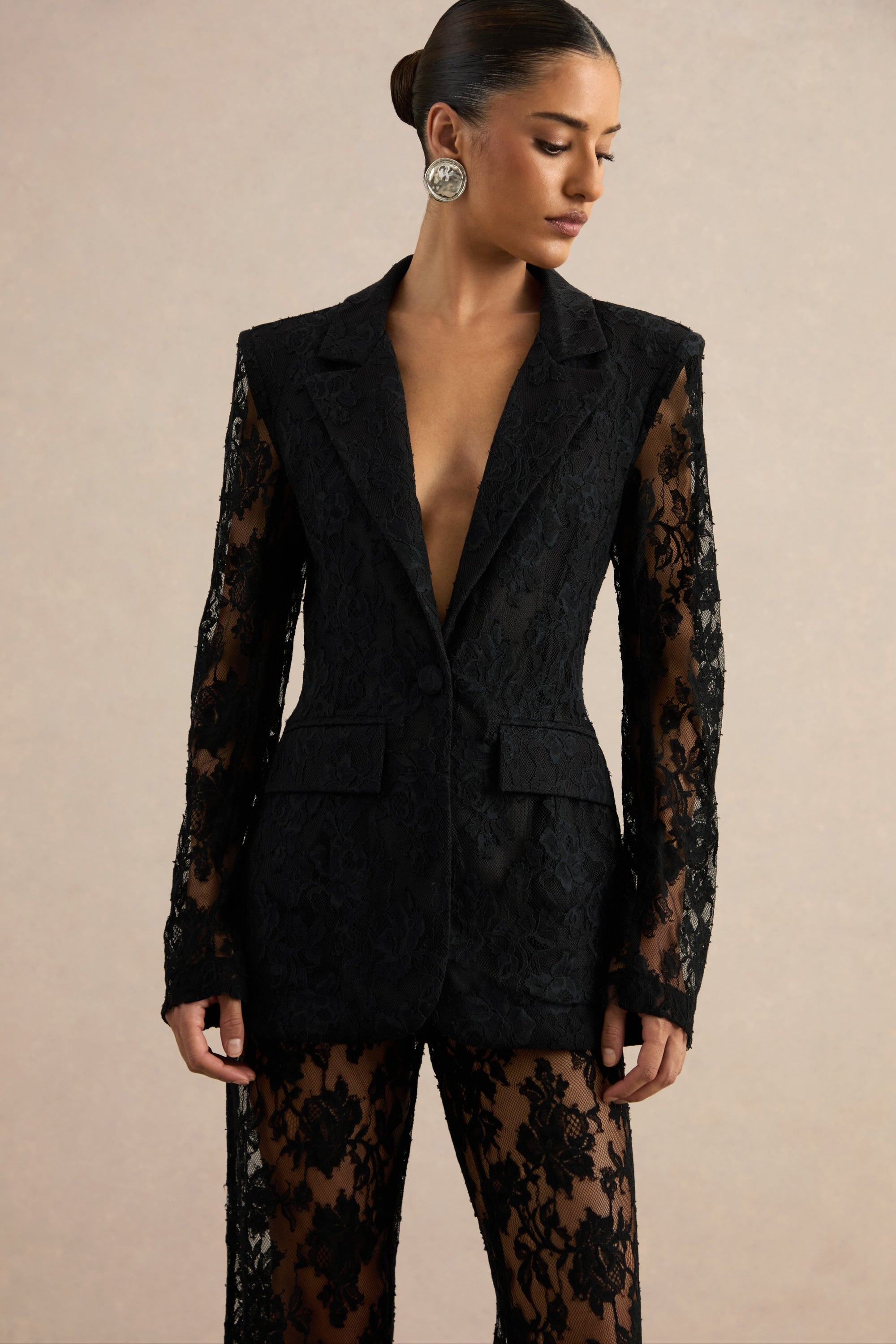 Vergia Black Lace Tailored-Blazer CL137796001 _ viloria lace black trousers CL137795001_ 36.jpg