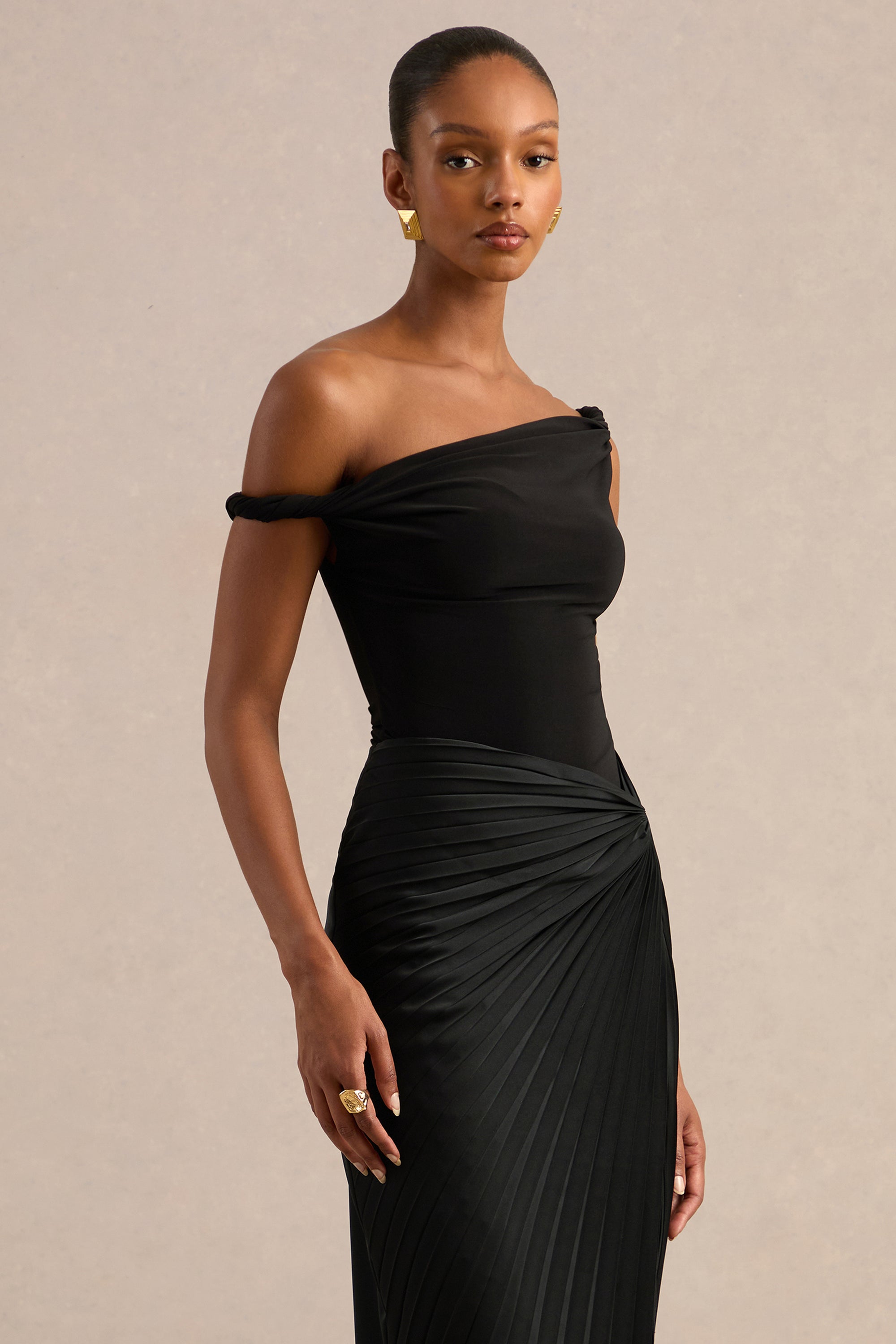 CL137817001 - Kesia | Black Twisted Asymmetric Bodysuit3.jpg