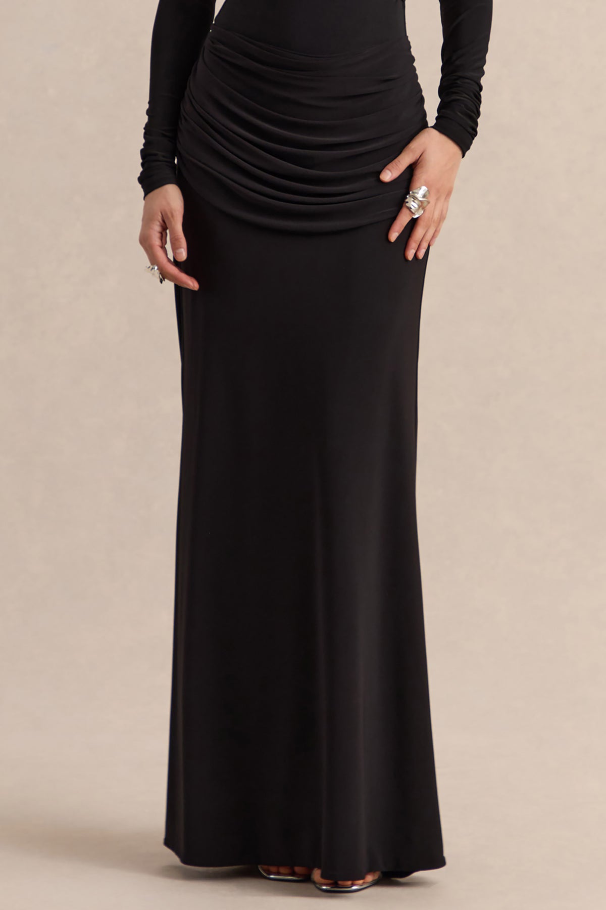 ECM_HR_CL137820001---Kaelis-_-Black-Bardot-Neck-Bodysuit-With-Long-Sleeves-+-CL137836001---Esara-_-Black-Maxi-Skirt-With-Gathered-Detailing-3-.jpg