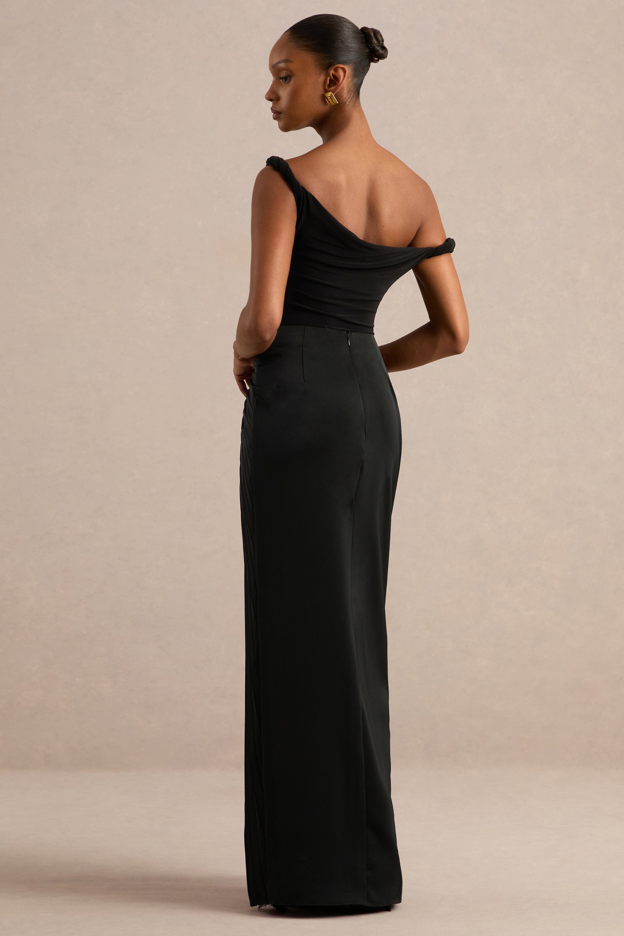 CL137853001 - Lassia | Black Satin Gathered Maxi-Skirt With Lace-Detailing10.jpg