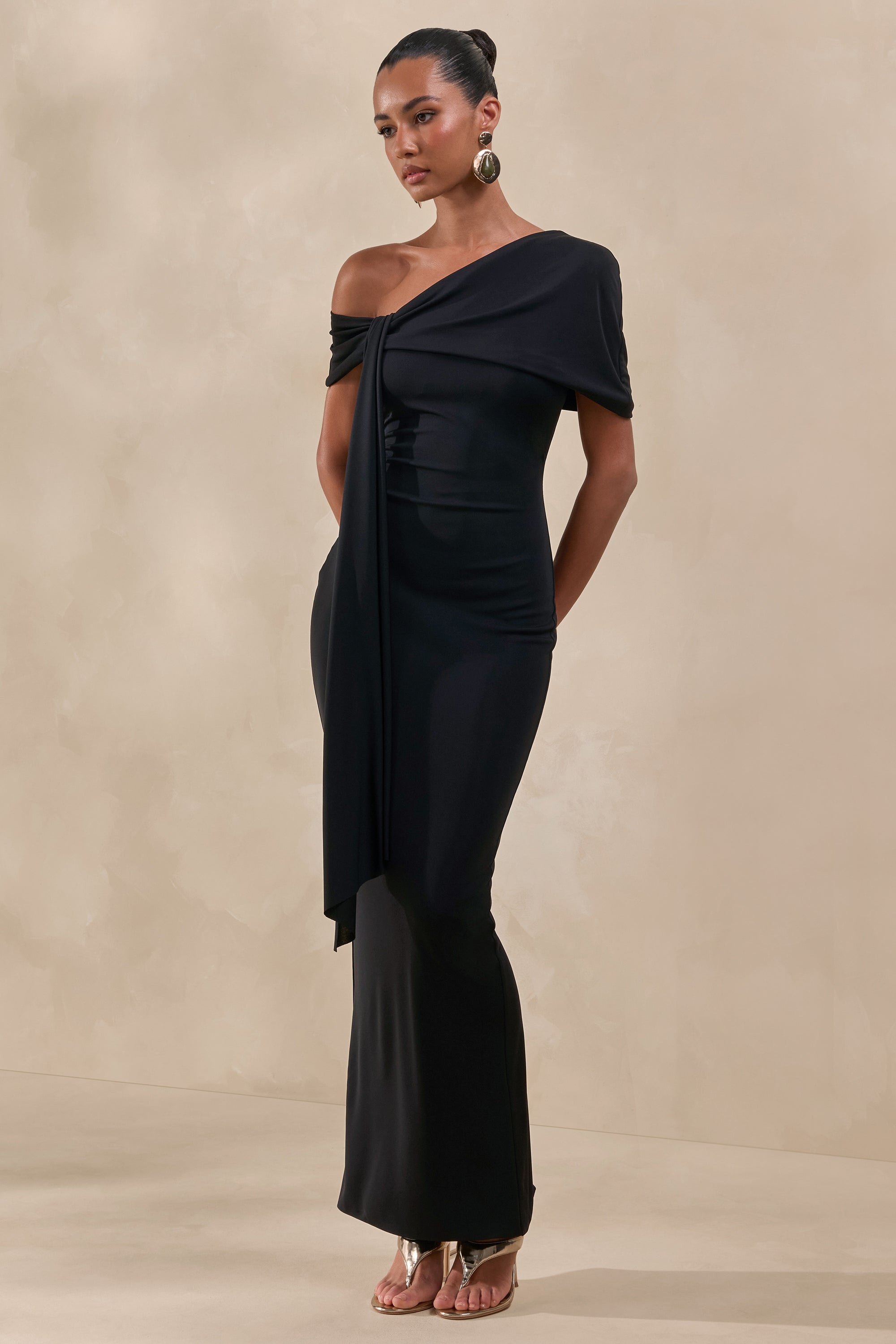 club l london black asymmetric dress Esalina | Black Asymmetric-Neck Maxi Dress With Sash