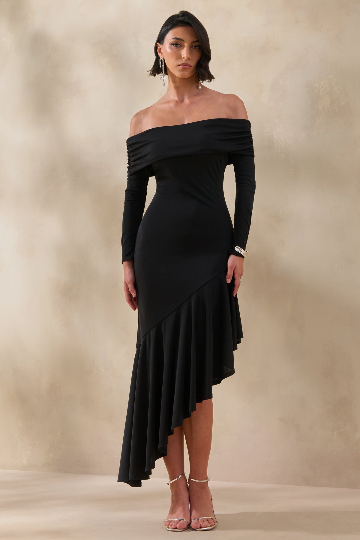 Goldara Black Bardot-Neck Maxi Dress With Ruffled Asymmetric-Hem – Club L  London