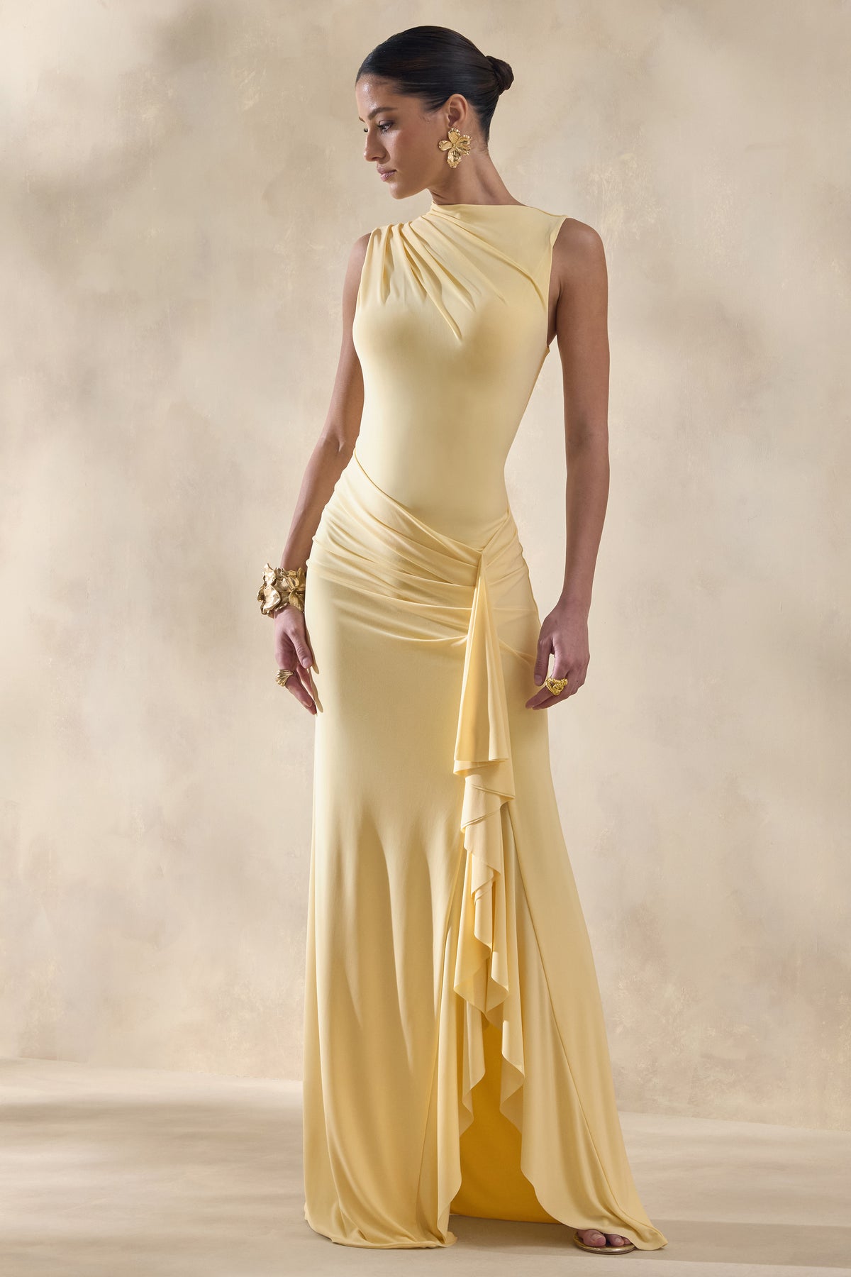 Helessia Lemon Asymmetric-Neck Maxi Dress With Gathered-Detailing An – Club L London Helessia Lemon Asymmetric-Neck Maxi Dress With Gathered-Detailing An – Club L London