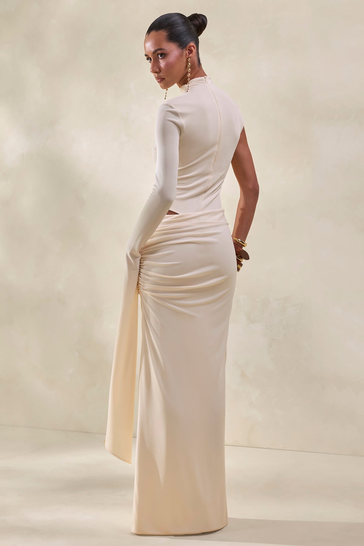 CL137950111---Adessa-_-Cream-Asymmetric-Waist-Ruched-Maxi-Skirt-+-CL137946111---Ellora-_-Cream-High-Neck-One-Sleeve-Bodysuit13.jpg