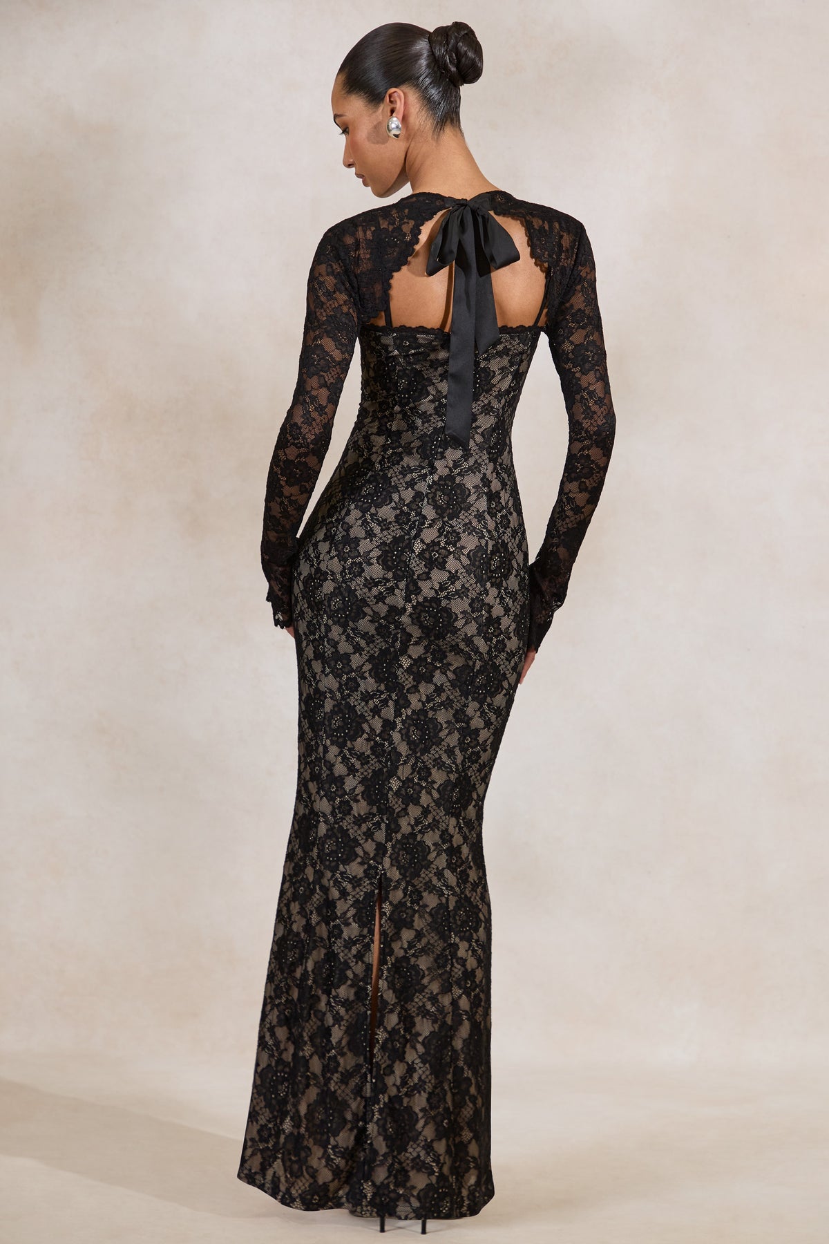 ECM_HR_CL137971001 - Mirellia _ Black Lace Sweetheart-Neck Maxi Dress4.jpg
