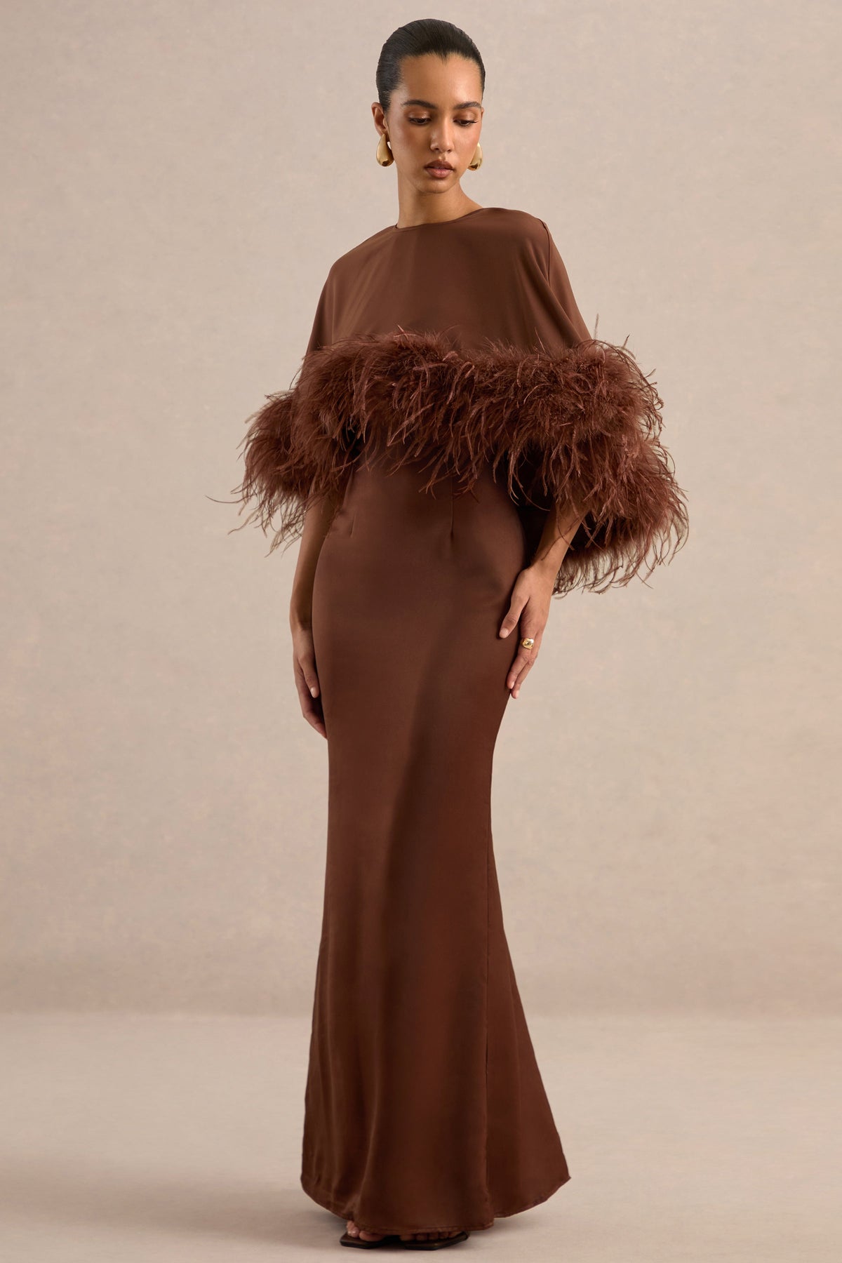 CL13800702106_CL138007021_Tervessa_Brown_Satin_Wide-Neck_Cape_With_Feather_Trim1_65365454-a3ec-4d92-a80a-21d22f37e72c
