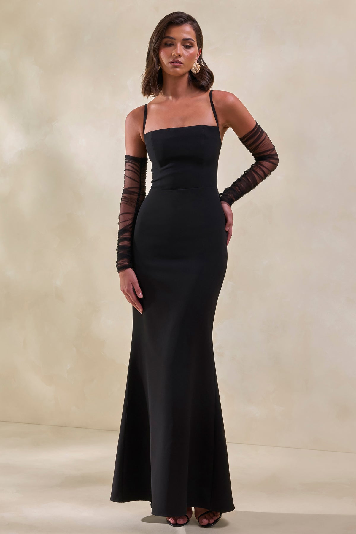 ECM_HR_CL138062001---Zavira-Black-Square-Neck-Maxi-Dress9.jpg