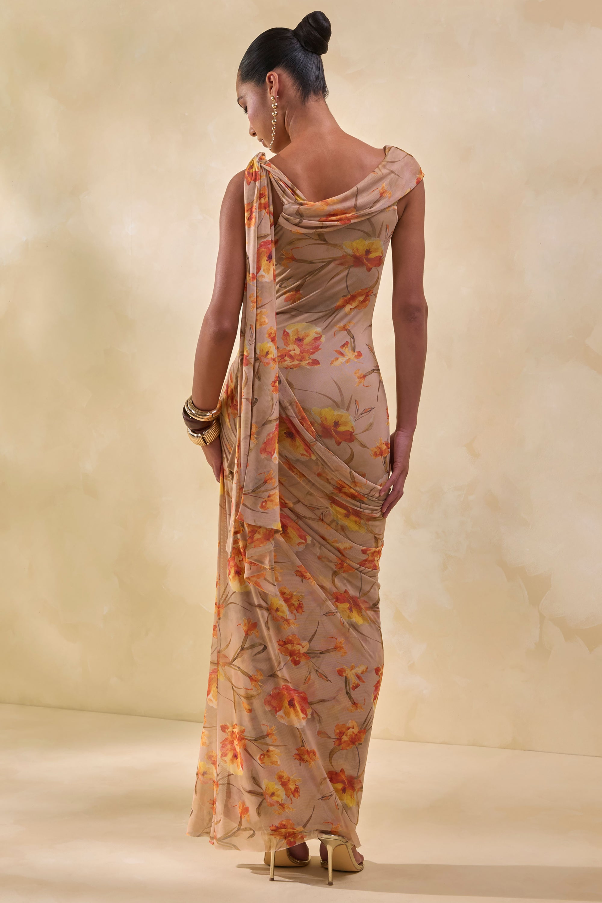 ECM_HR_CL138213070---Afton-Orange-Floral-Mesh-Asymmetric-Neck-Maxi-Dress-With-Sash-Detail9.jpg