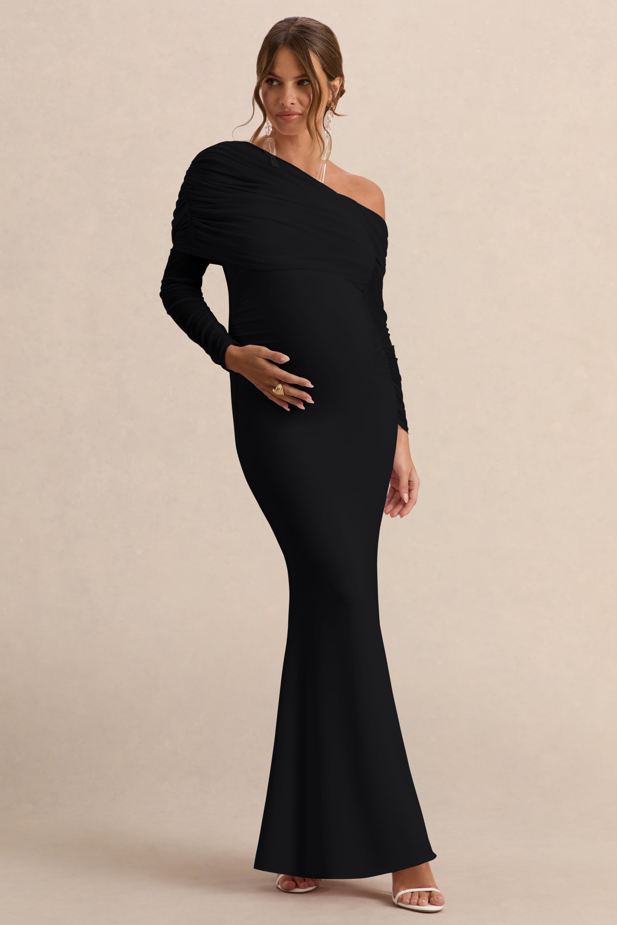 maternity black maxi dress boohoo Women's Volume Pocket in neckline Piped detailing on neckline Complementary Luxe garment bag Beyond Yoga Spacedye Icon Maternity