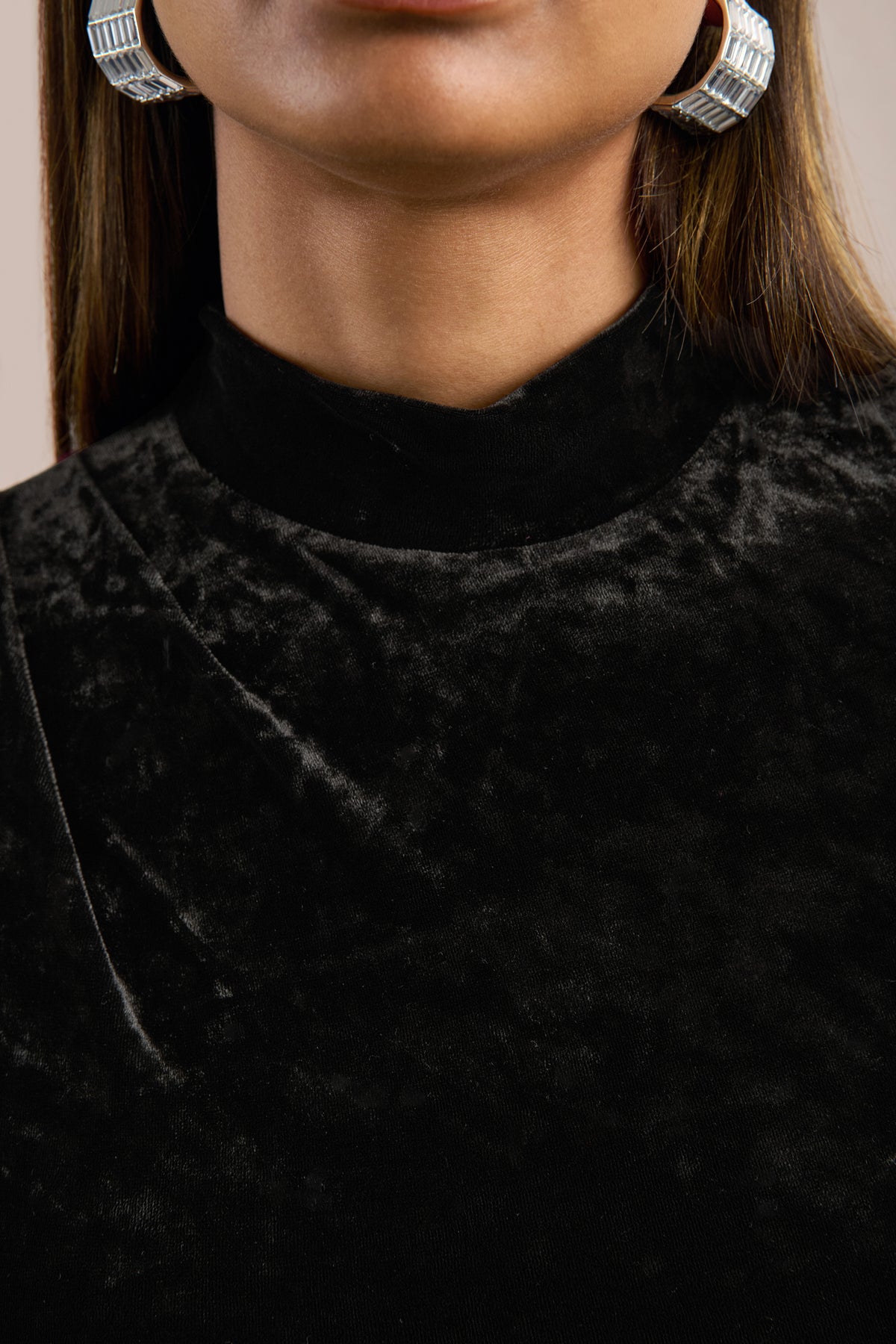 ECM_HR_CL138413001 - Bria _ Black Velvet High-Neck Maxi Dress With Feather Trim Cuffs3.jpg