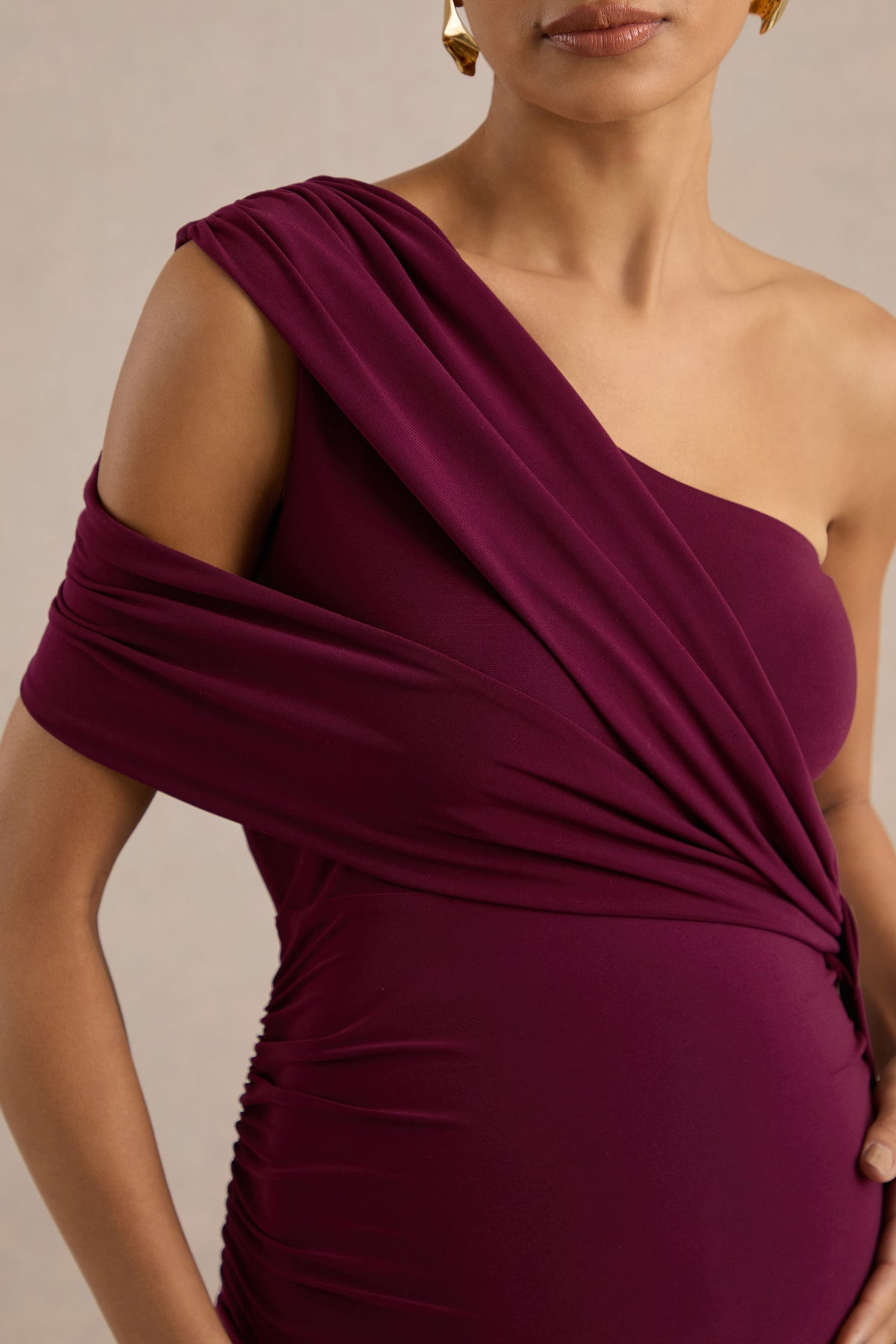 ECM_HR_CL138507102 - Faren _ Burgundy Asymmetric-Neck Maternity Maxi Dress With Gathered Detailing5.jpg