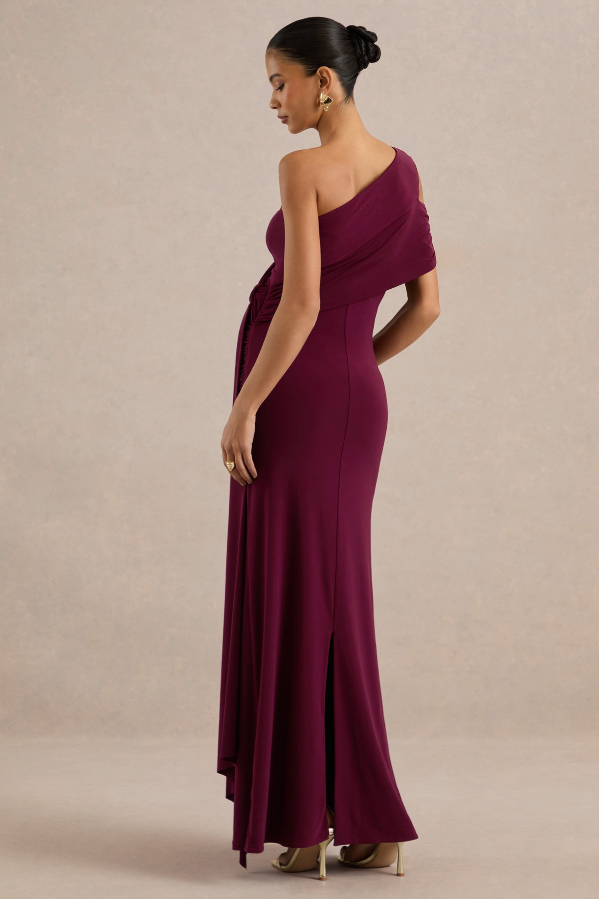 ECM_HR_CL138507102 - Faren _ Burgundy Asymmetric-Neck Maternity Maxi Dress With Gathered Detailing6.jpg